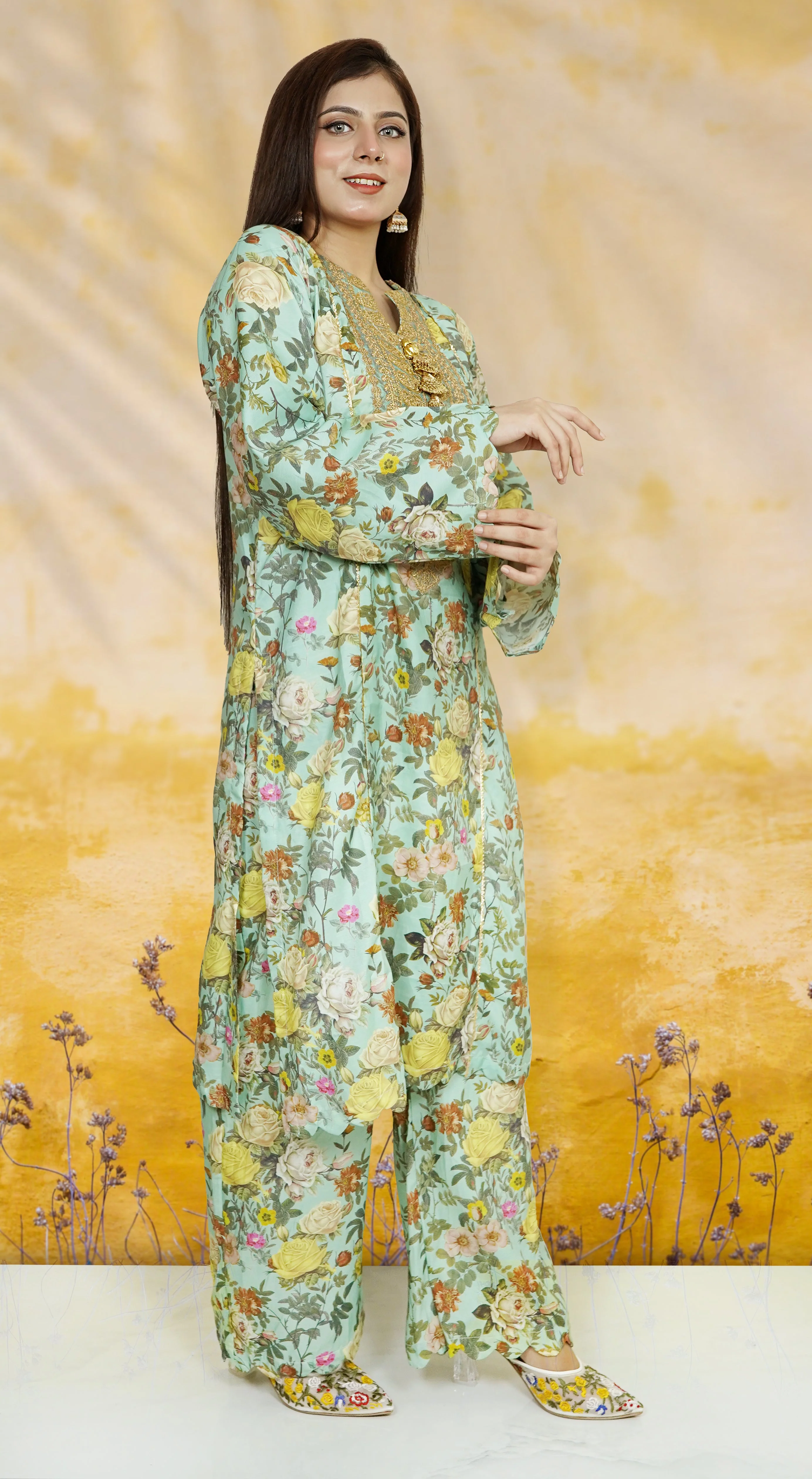 Urban Cut 2 Piece Embroidred Cotton/Viscose  Printed  Suit - Image 9