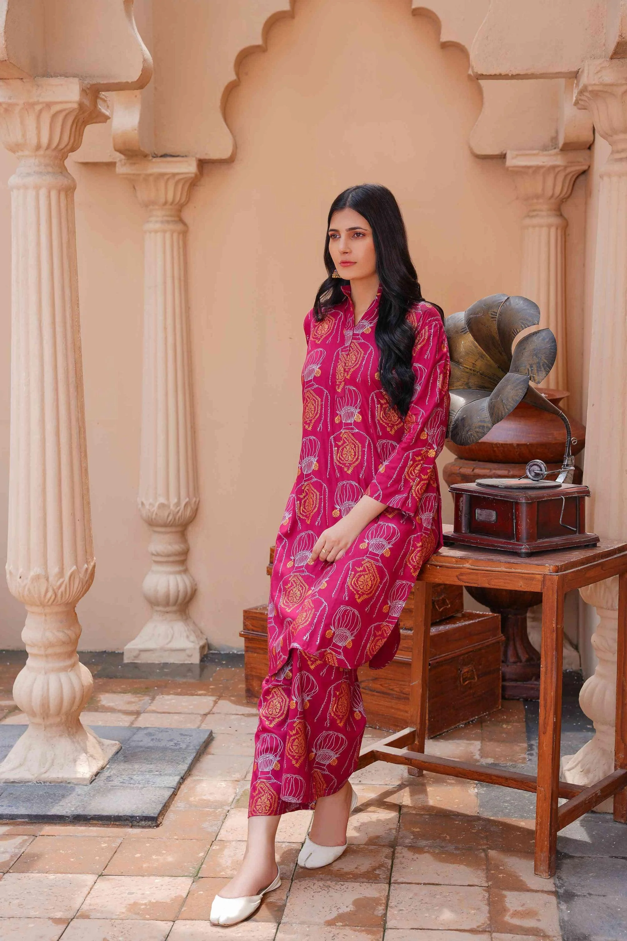 Zaib E Hoor Melodic 2Pcs Stitched Suit - Image 7