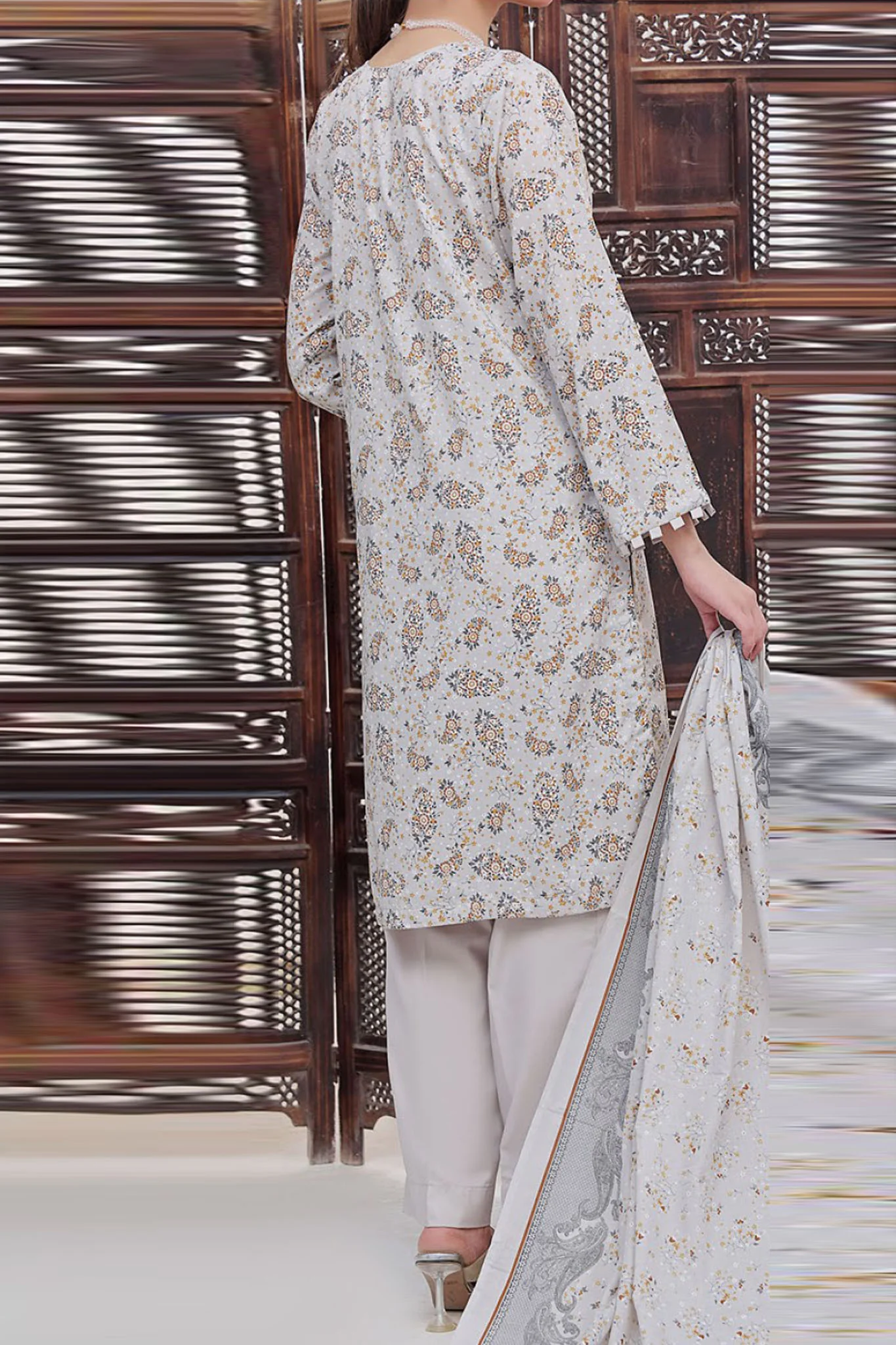 Amna Khadija Unstitched 3 Piece Wrinkle Free Prints Vol-25 Suit-WFP-1152-B - Image 3