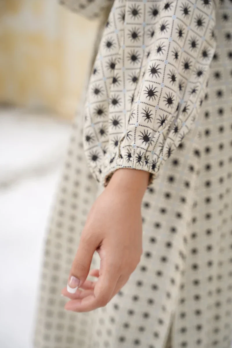 Arha Eman Stitched Winter Suit-Beige Noir – 2 Piece Coord - Image 4
