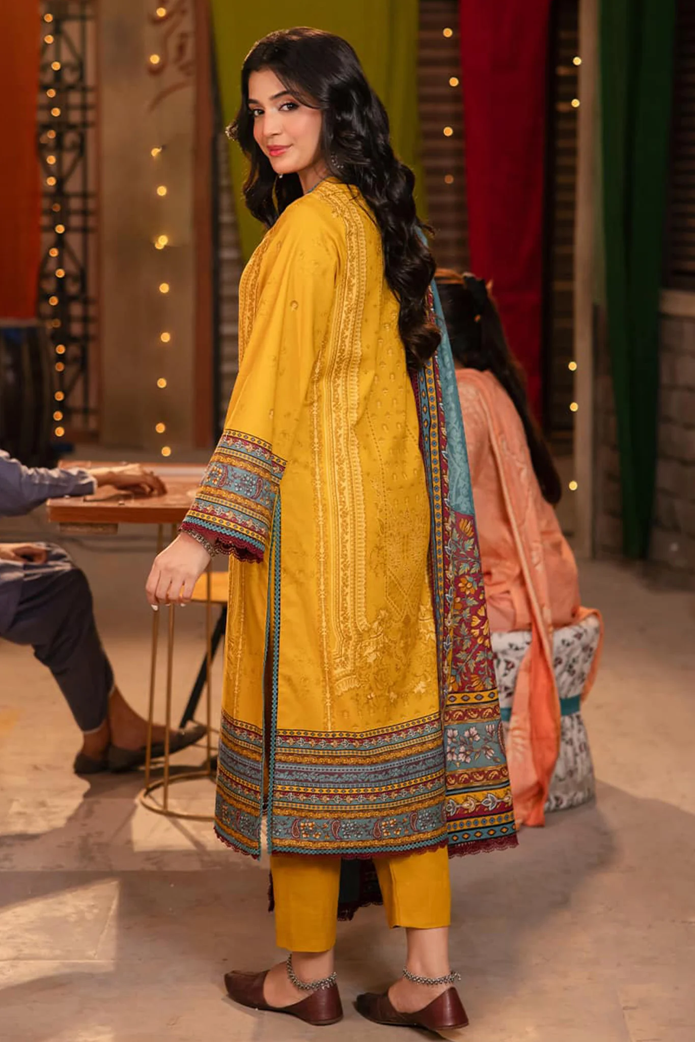 Asim Jofa Prints Unstitched 3 Piece Digital Lawn Drop-05 Suit-AJEL-18 - Image 3