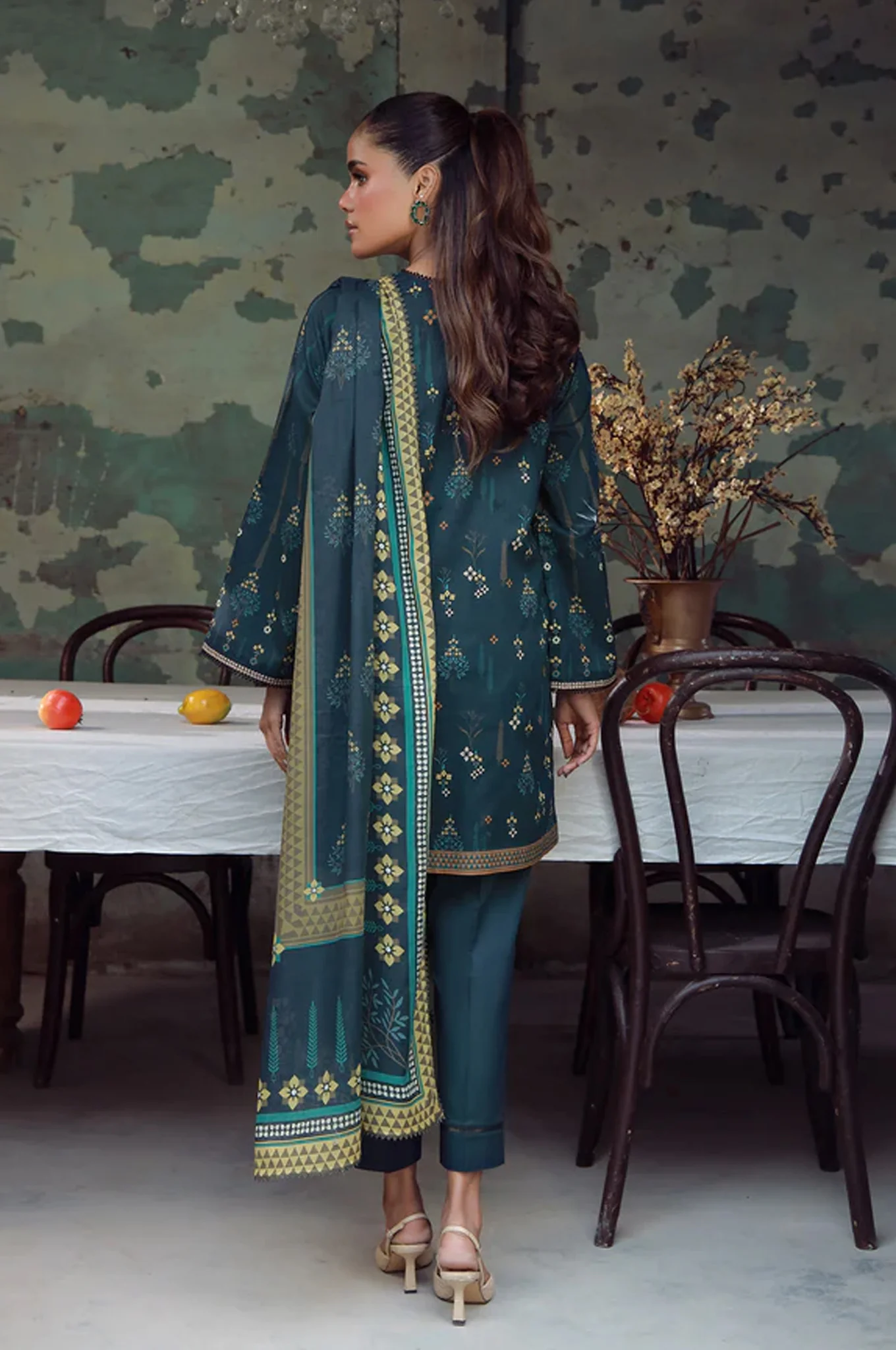 Elara By Sahar Unstitched 3 Piece Printed Cambric Fall Suit-AW1-25-03-UNS - Image 3