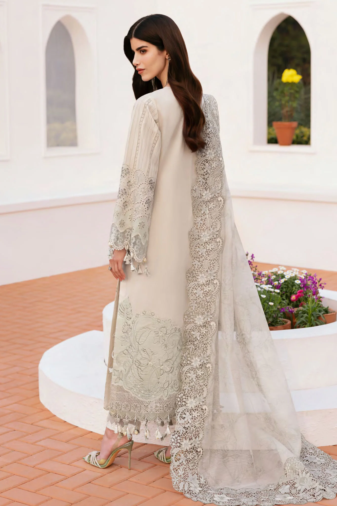 Baroque Unstitched 3 Piece Eid Lawn Suit-BEL-04 - Image 3