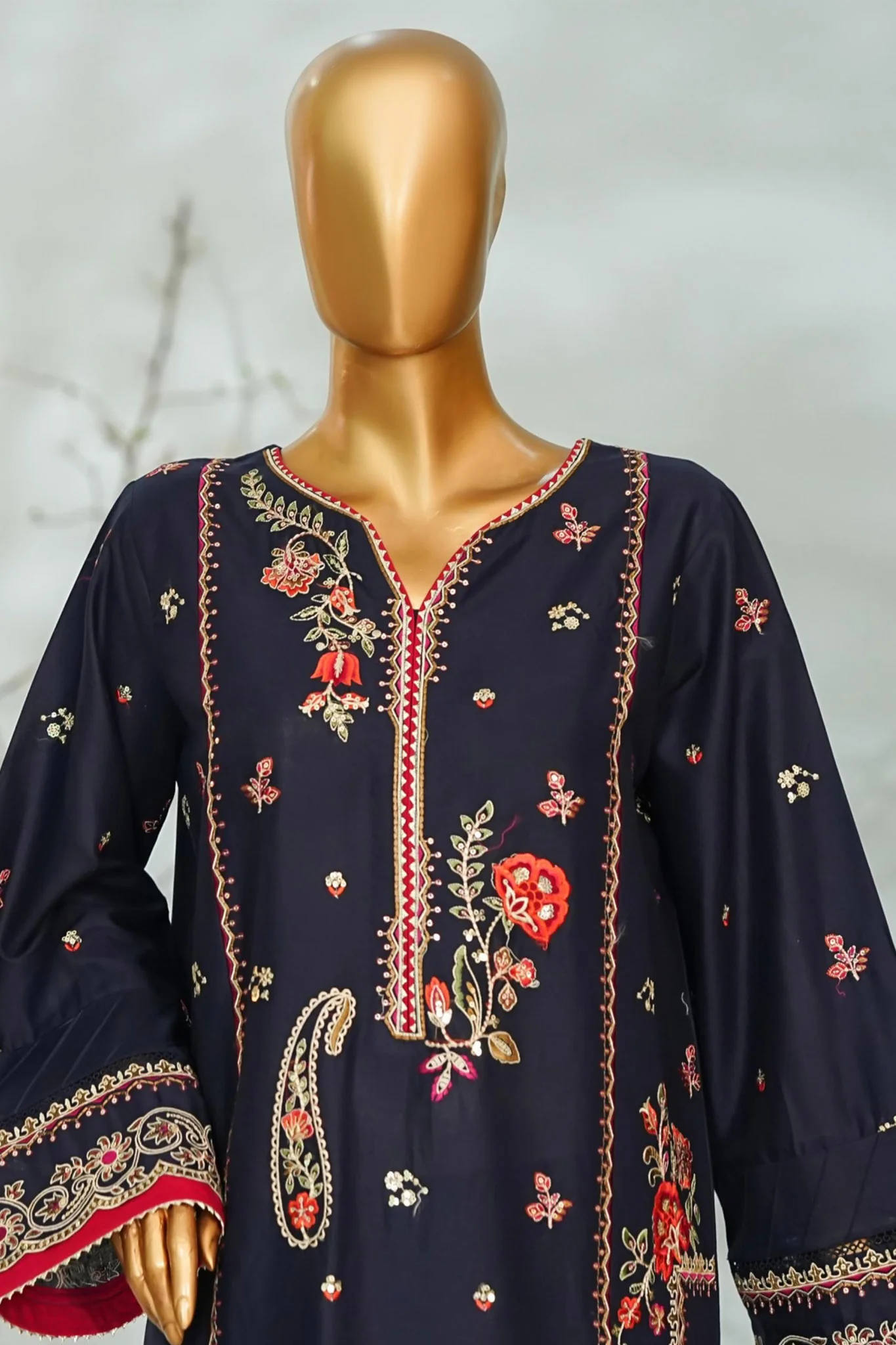 Bin Saeed Stitched 3 Piece Luxury Applique Kari Lawn Suit-D-2814-BLUE - Image 2