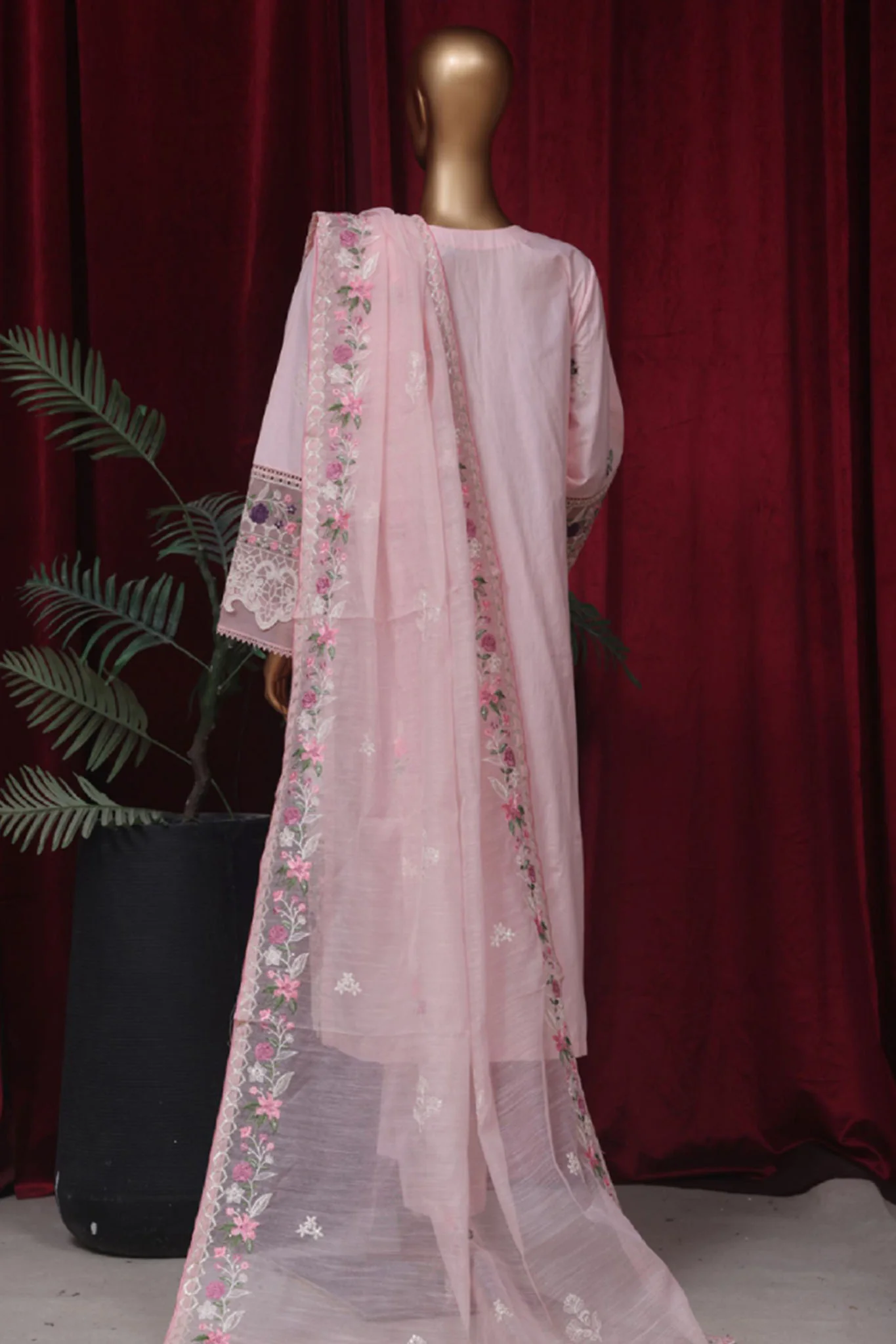 Bin Saeed Stitched 3 Piece Emb Luxury Plain Cotton Vol-02 Collection-LF-1665-Pink - Image 3