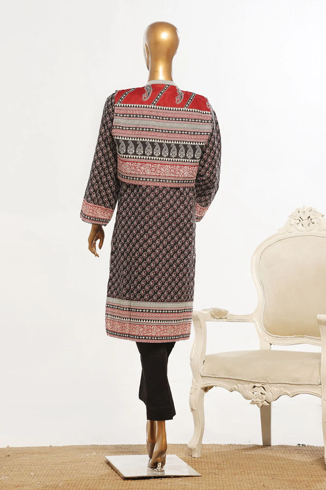 Bin Saeed Stitched 3 Piece Exclusive Emb Lawn With Coat Collection-SM-1655-Black - Image 3