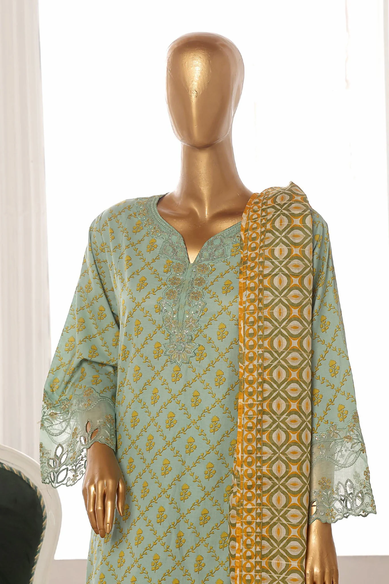 Bin Saeed Stitched 3 Piece Exclusive Lawn Frock Vol-01 Collection-SM-1462-Mint - Image 2