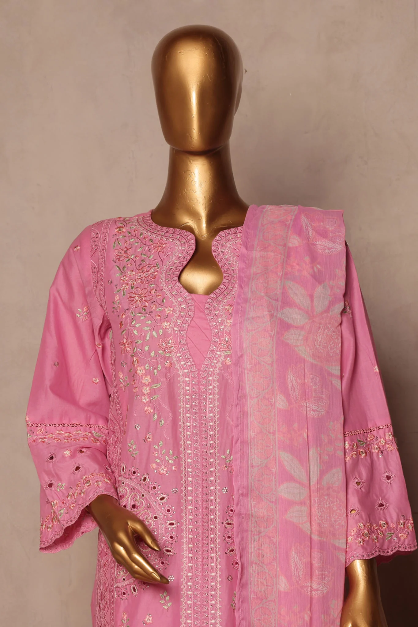 Bin Saeed Stitched 3 Piece Luxe Plain Cotton With Chiffon Dupatta Suit-SMPC-1953-Pink - Image 2