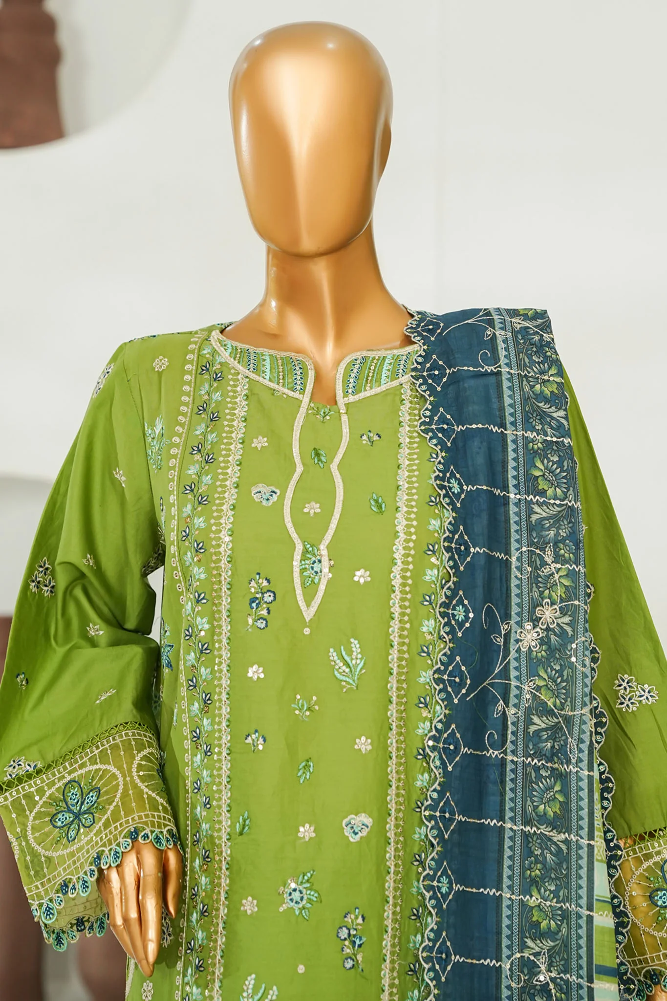 Bin Saeed Stitched 3 Piece Luxury Emb Lawn Vol-01 Suit-NSM-2789-GREEN - Image 2