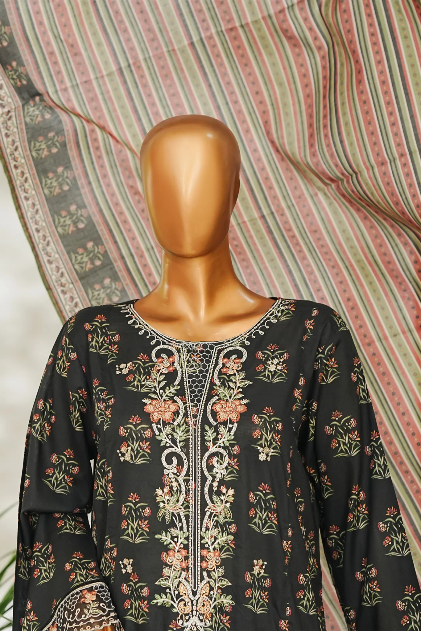 Bin Saeed Stitched 3 Piece Exclusive Emb Lawn Vol-02 Suit-NSM-2651 BLACK - Image 2