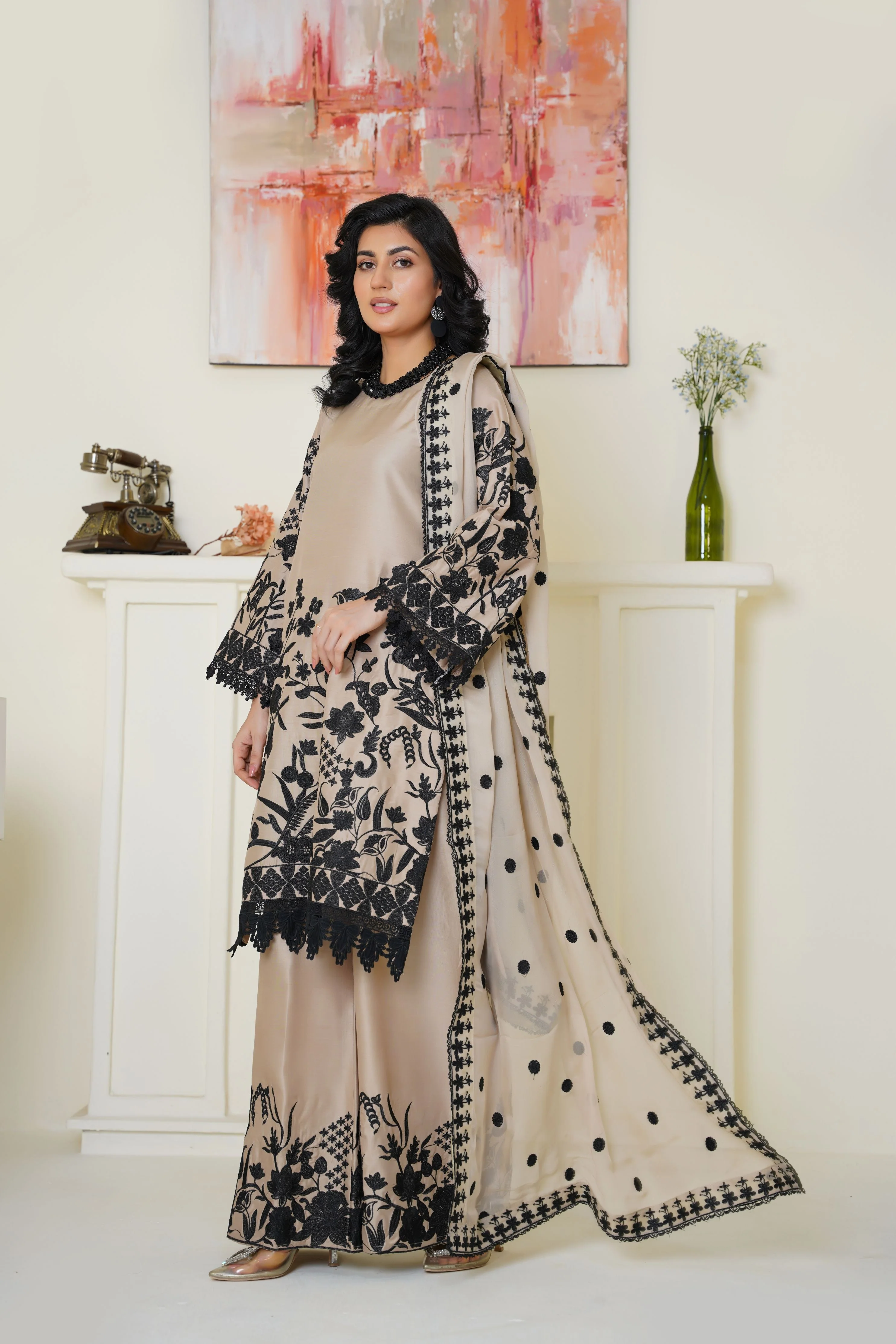 Threads & Weaves Chic Beige & Black Embroidered Viscose 3-Piece Suit - Image 2