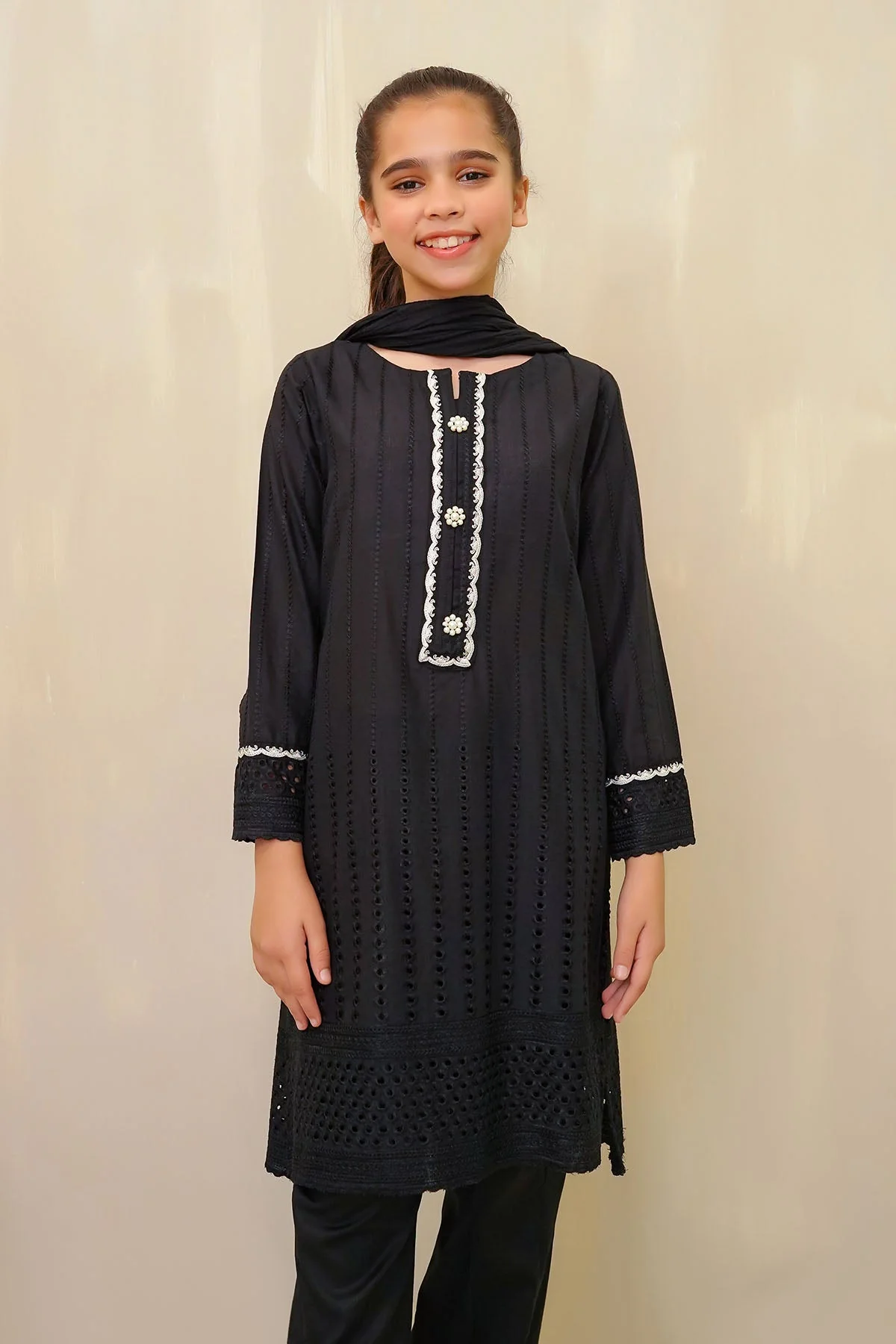 Ochre Clothing Chickankari Embroidered 3 Pc Suit - Image 2
