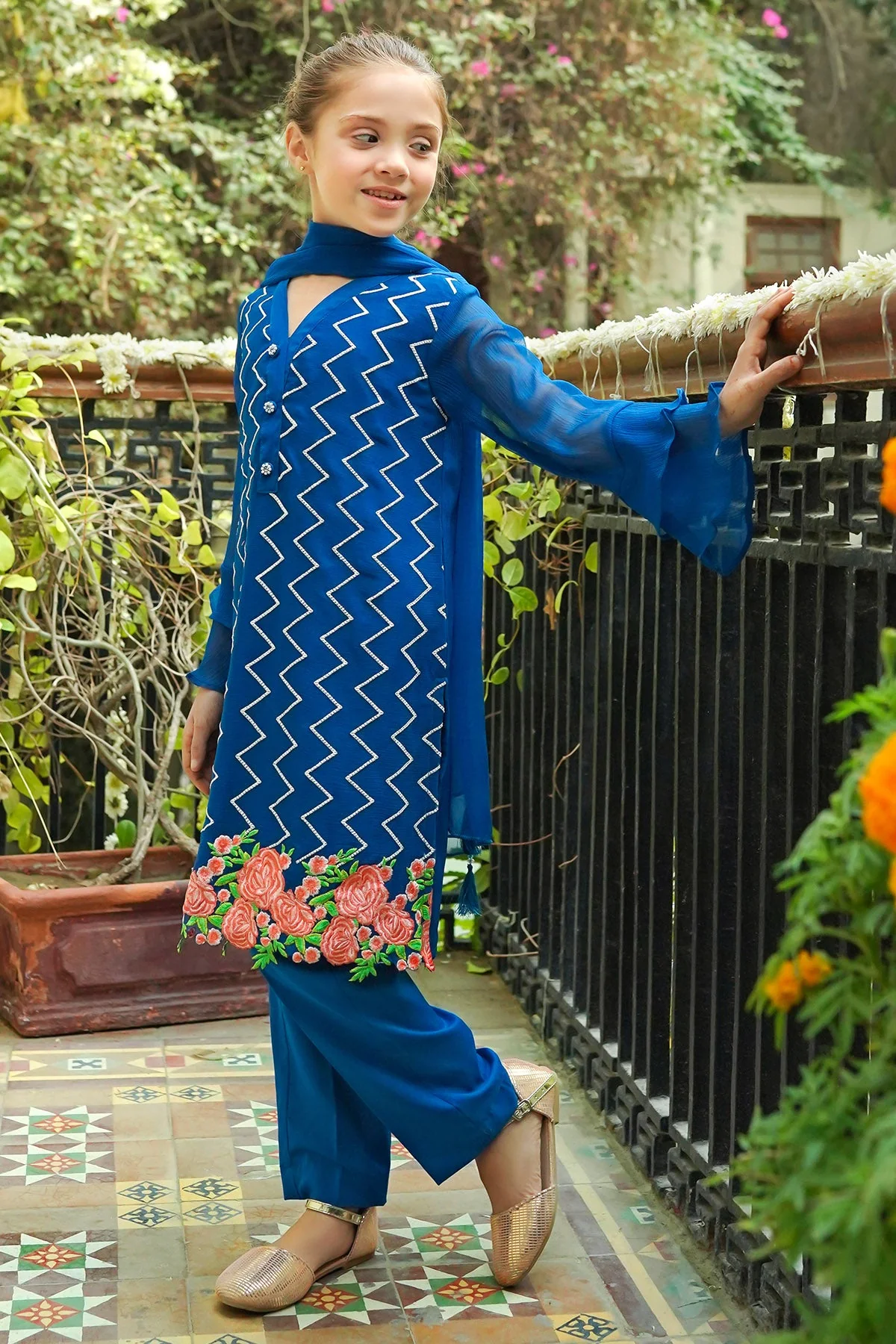 Ochre Clothing Chiffon Embroidered 3 Pc Suit - Image 5