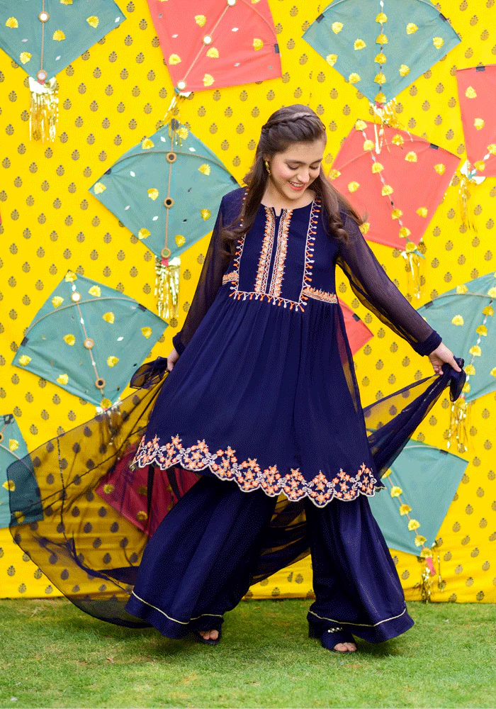 Ochre Clothing Chiffon Embroidered 3 Pc Suit - Image 2