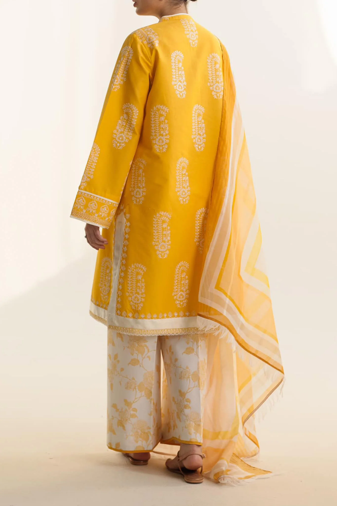 Coco By Zara Shah Jahan Unstitched 3 Piece Emb Lawn Vol-02 Suit-D-04-A-Diara - Image 4
