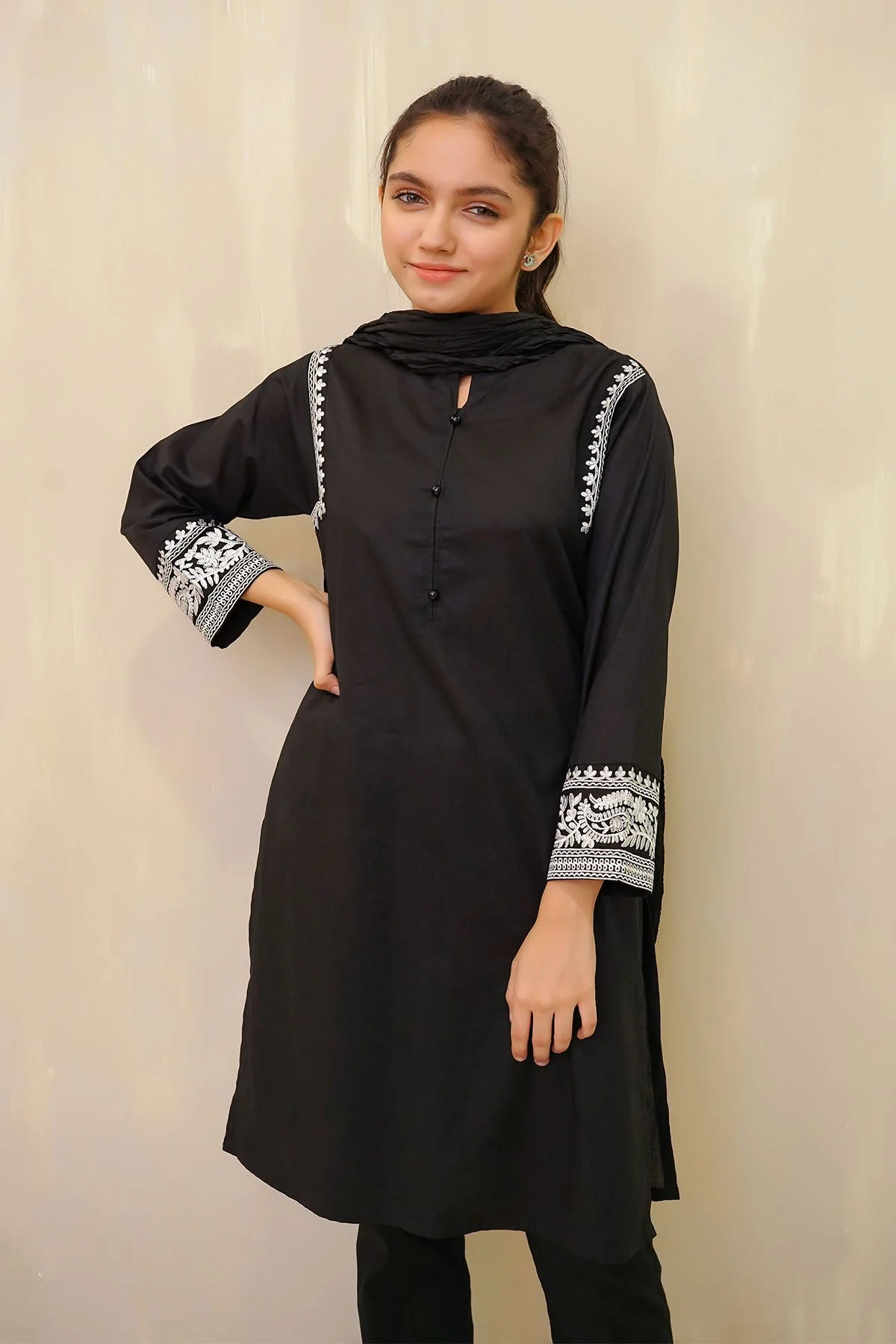Ochre Clothing Cotton Embroidered 3 Pc Suit - Image 4