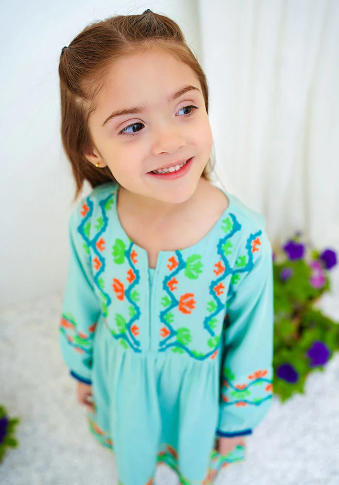 Ochre Clothing Cotton Embroidered Kurta - Image 3