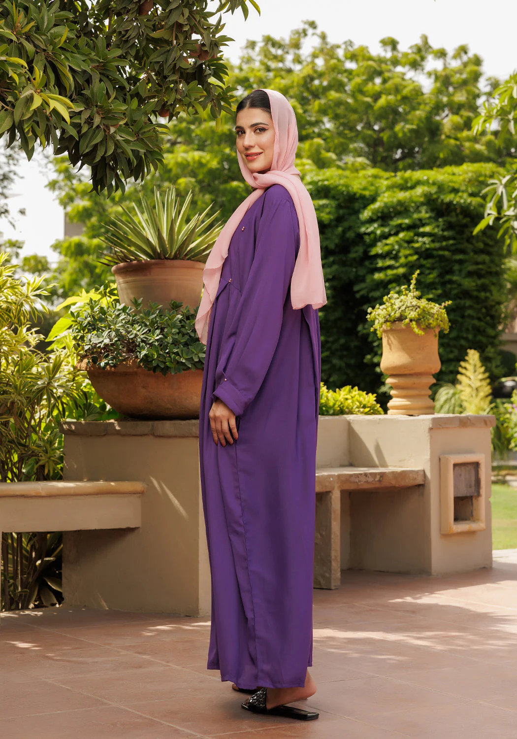 Hijabi.Pk Royal Purple Abaya - Image 3