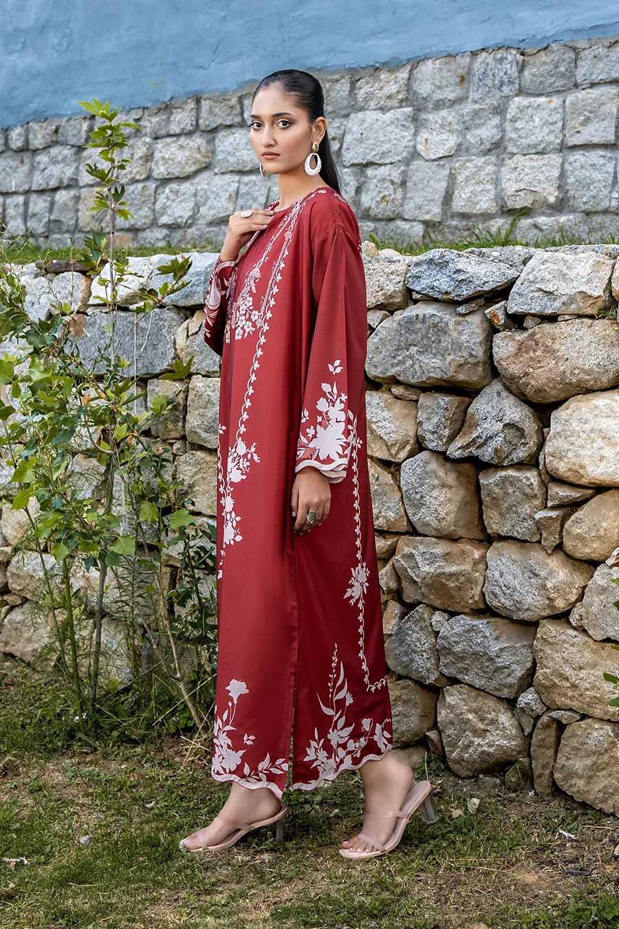 Dhaga Stitched Kaftan Suit-MYRA - Image 2