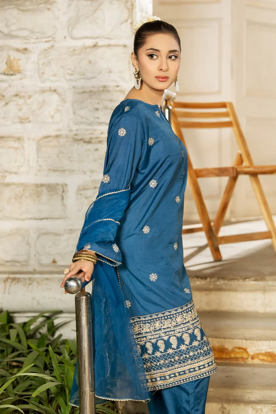 Dhaga Stitched 3 Piece Summer Suit-Noor e neel - Image 8
