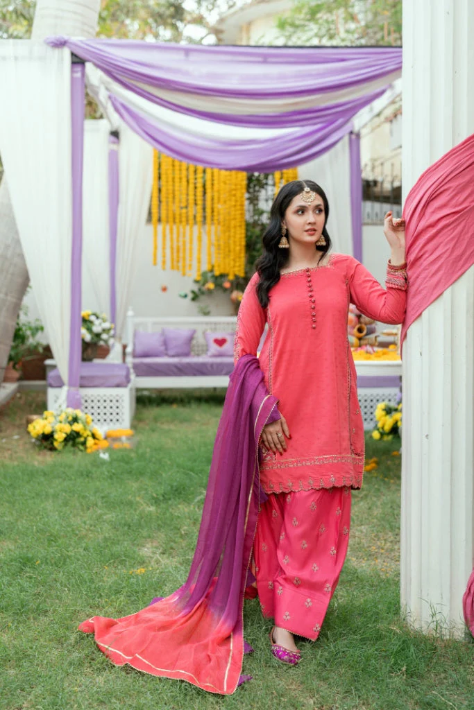 Mehndi Lagai Omal By Komal Stitched 3 Piece Wedding Formals Suit-Dilruba - Image 2