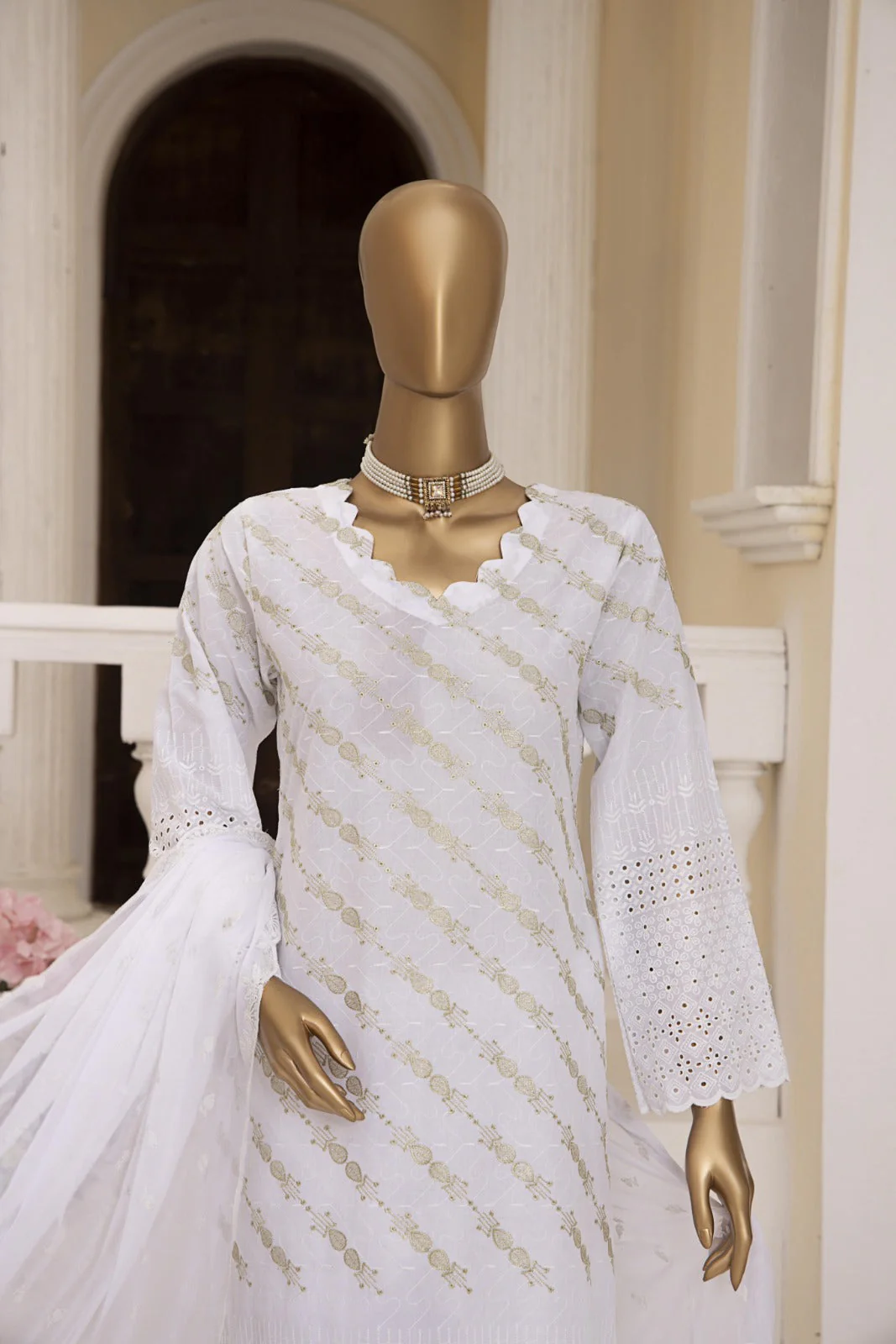 Monochrome By Dr Haris Unstitched 3 Piece Lawn Collection-Mon-003 - Image 4