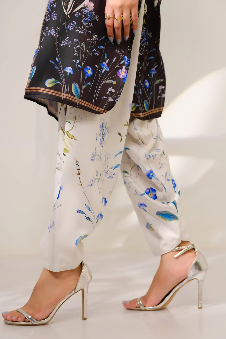 Amal Stitched 2 Piece Blended Lawn Suit-Dusk - Image 7