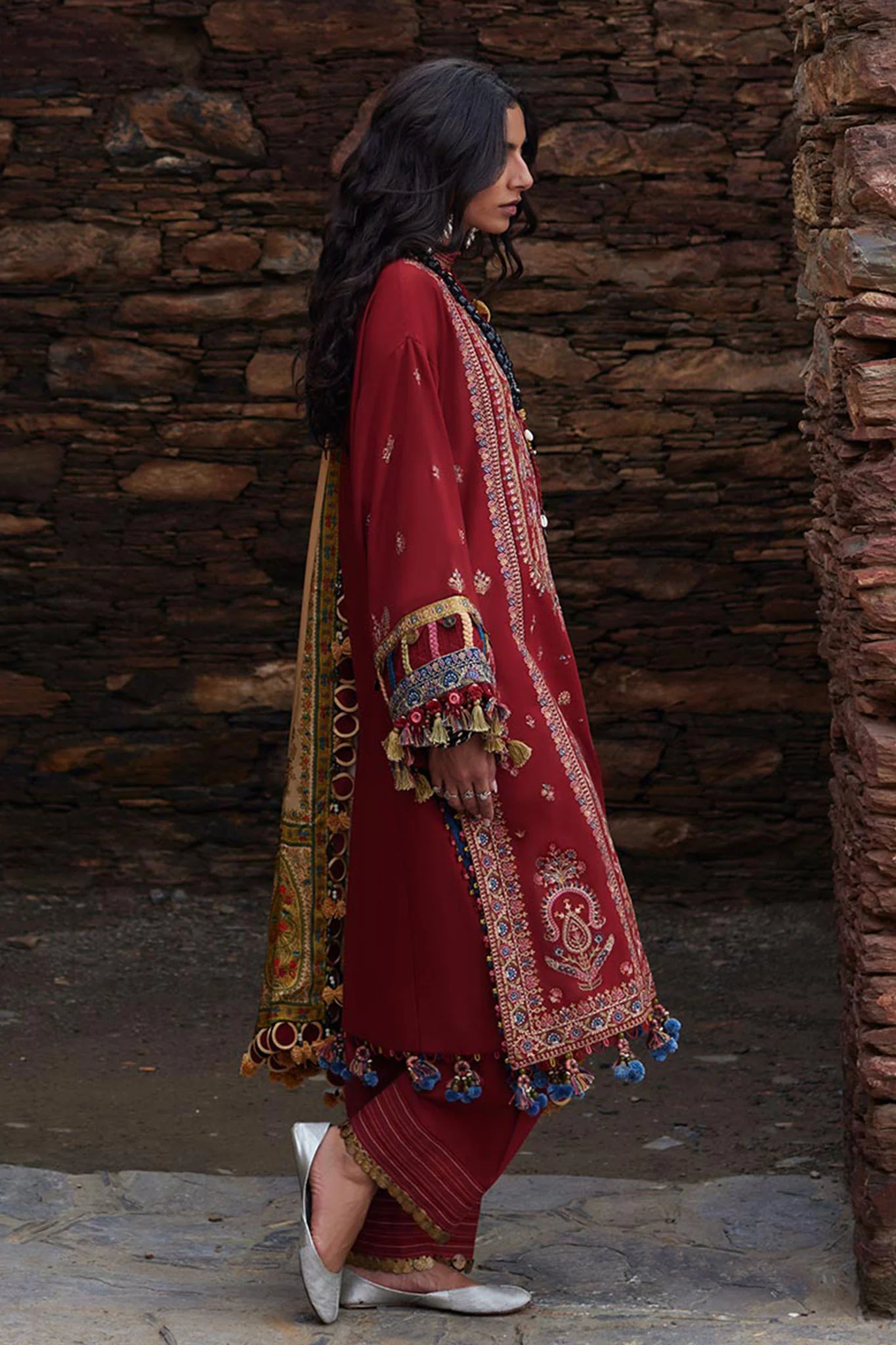 Elan Unstitched 3 Piece Luxury Winter Suit-07-Elnaz - Image 3
