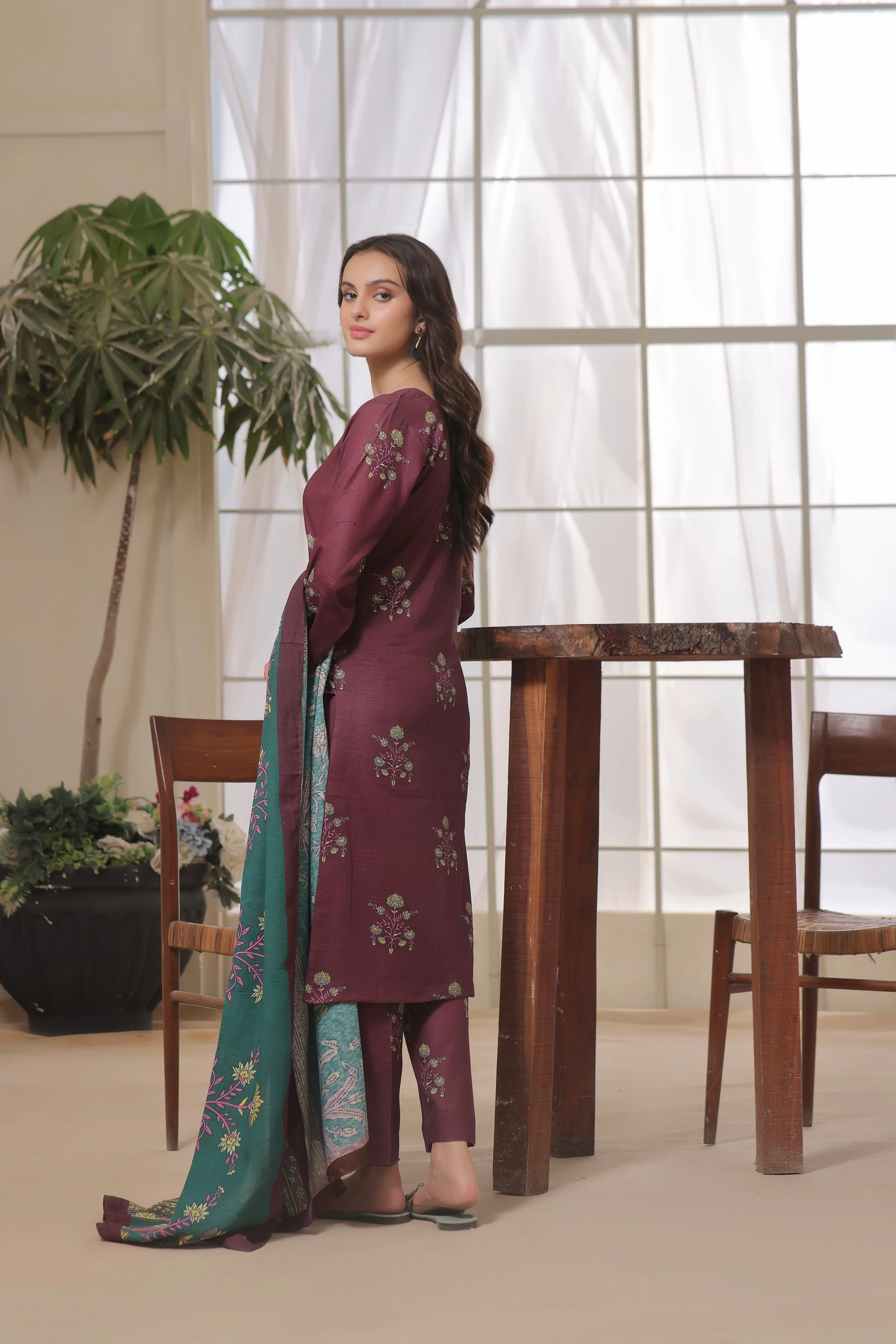 Feathers Unstitched 3 Piece Winter Collection-FAIQA-FT302 - Image 3