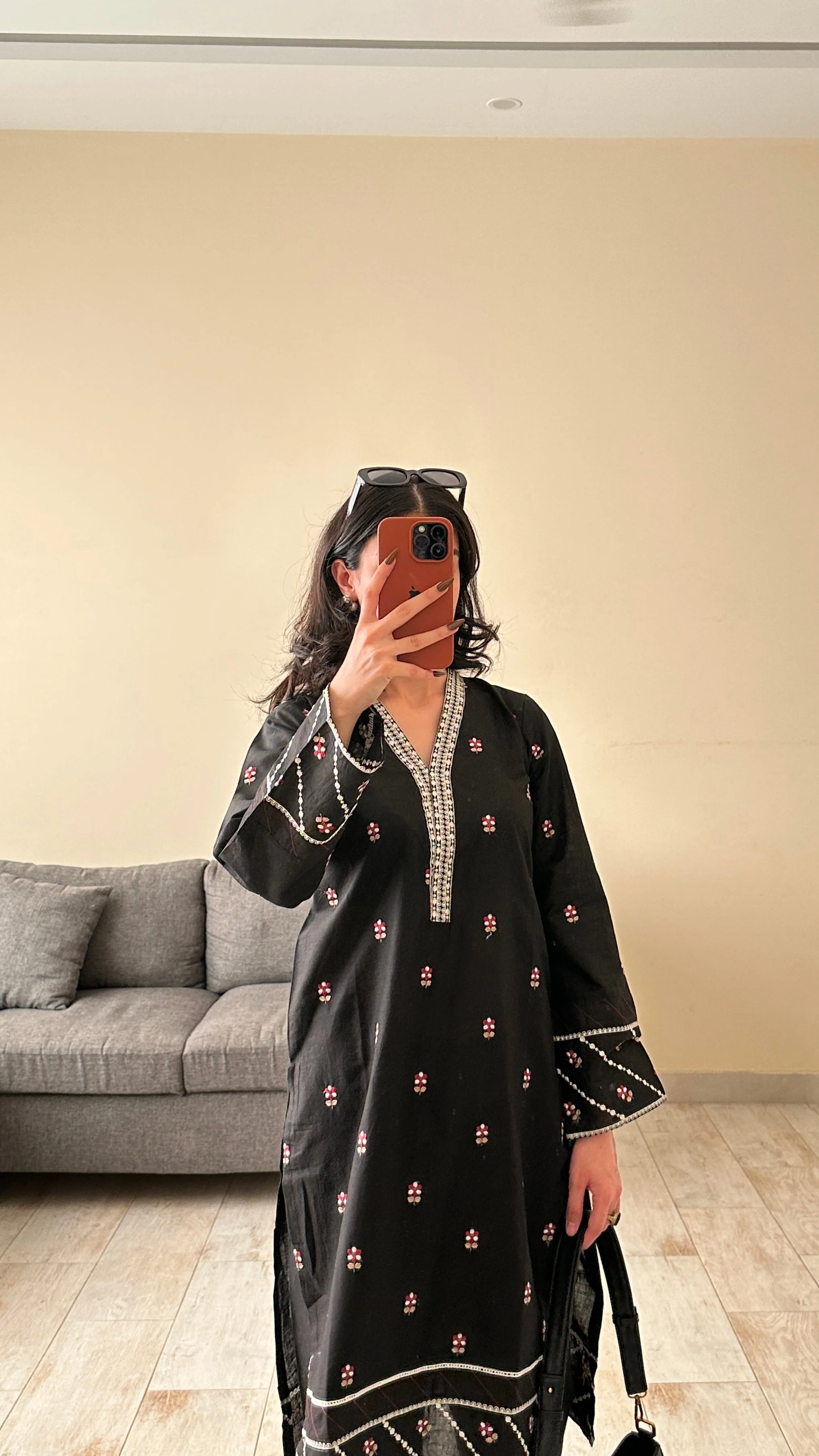 Zoya Zafar Stitched 2 Piece Cotton Suit-Black Blossom - Image 4