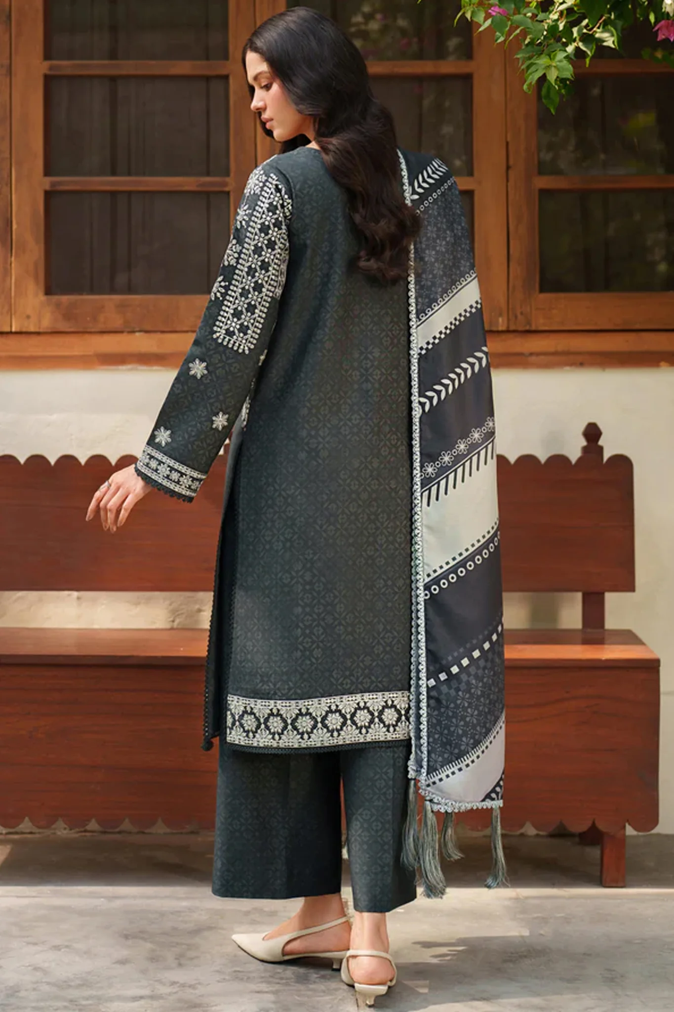 Meline By Farasha Unstitched 3 Piece Premium Viscose Suit-07-Slate Gray - Image 4