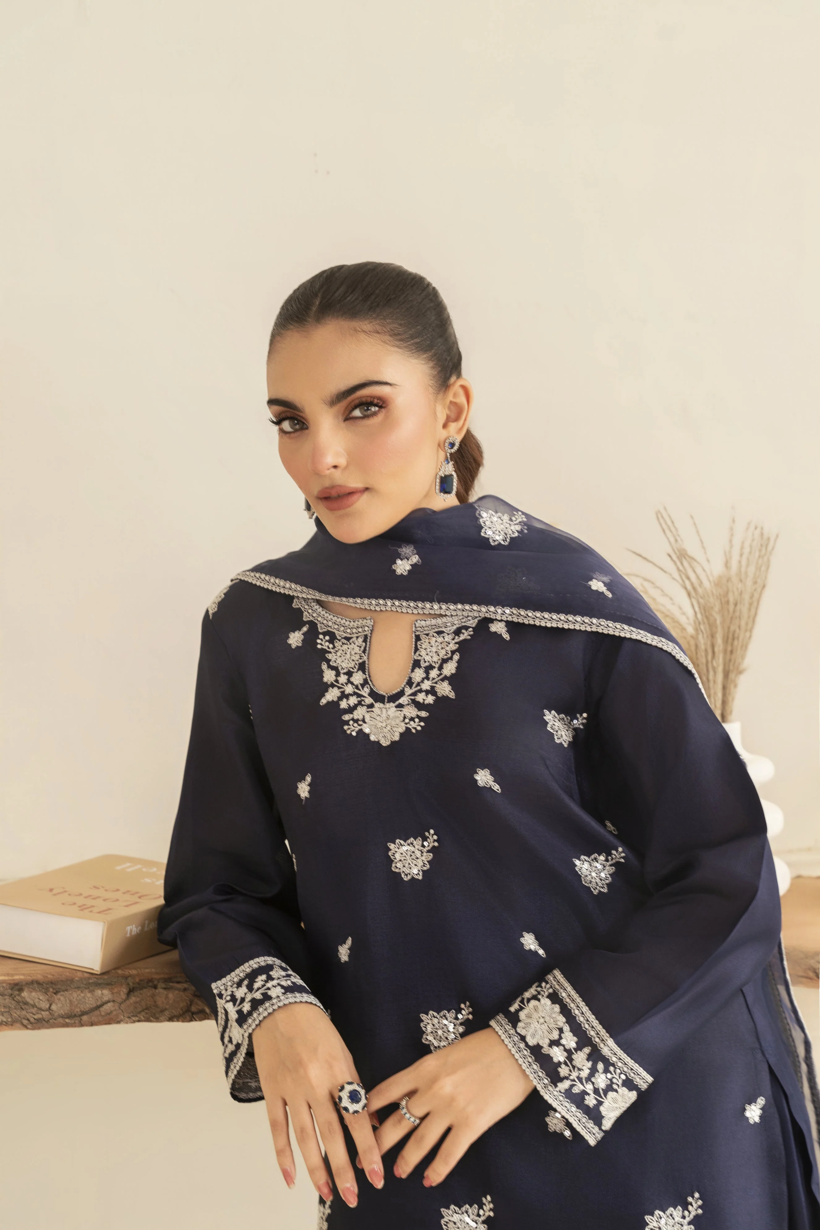 Zoya Zafar Stitched 3 Piece Silk Suit-Farshi Shalwar 03 - Image 2