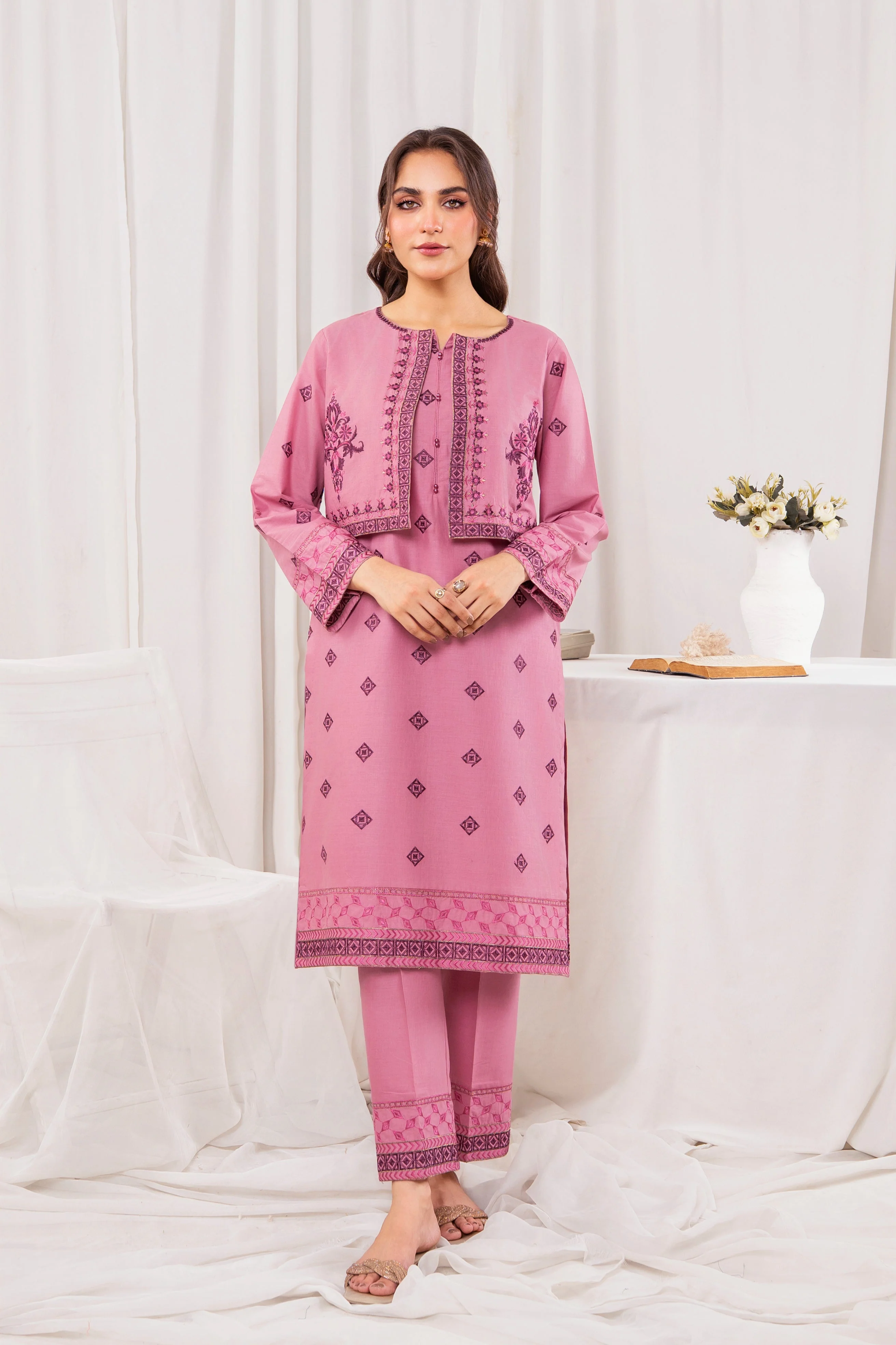 Zoya Zafar Stitched 2 Piece Cotton Suit-Farshi Shalwar new