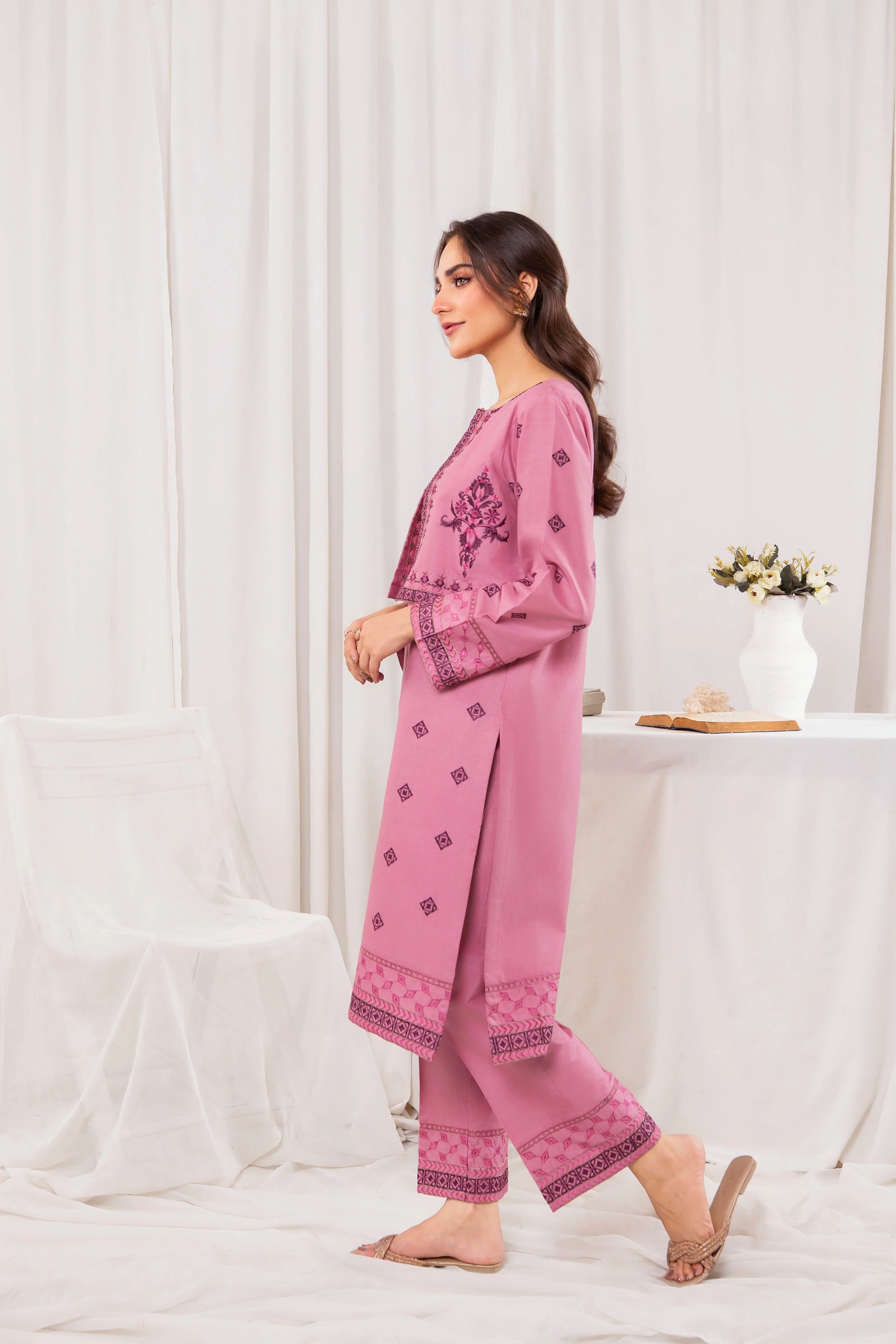 Zoya Zafar Stitched 2 Piece Cotton Suit-Farshi Shalwar new - Image 3