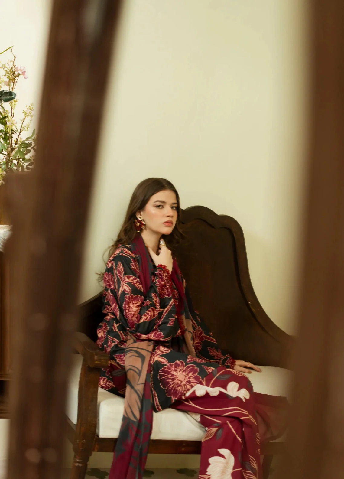 Feathers Unstitched 3 Piece Digital Printed Lawn Summer Suit-SAPHIRA-FT461 - Image 7