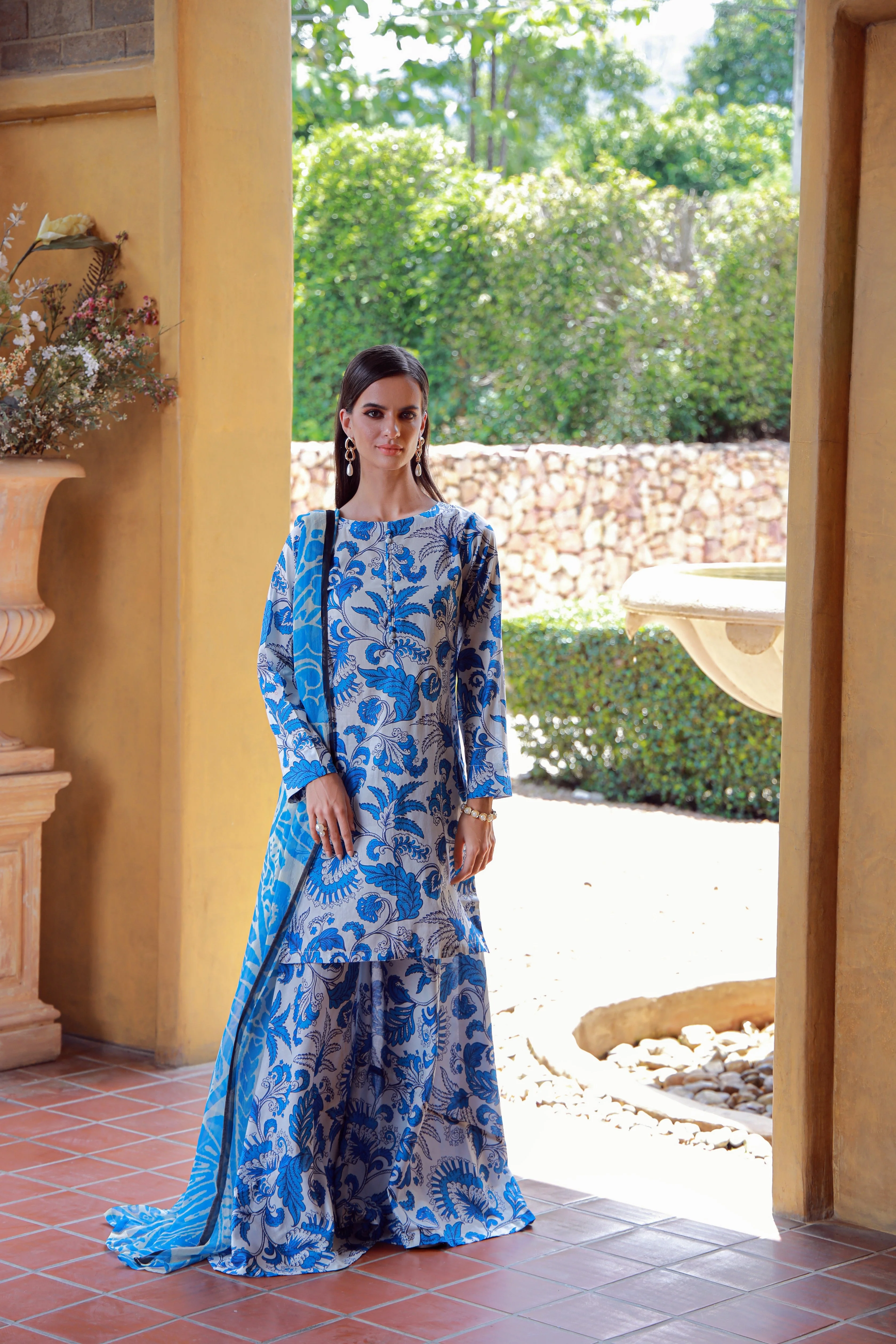 Feathers Unstitched 3 Piece Digital Printed Lawn Summer Suit-MARVINA-FT541 - Image 5