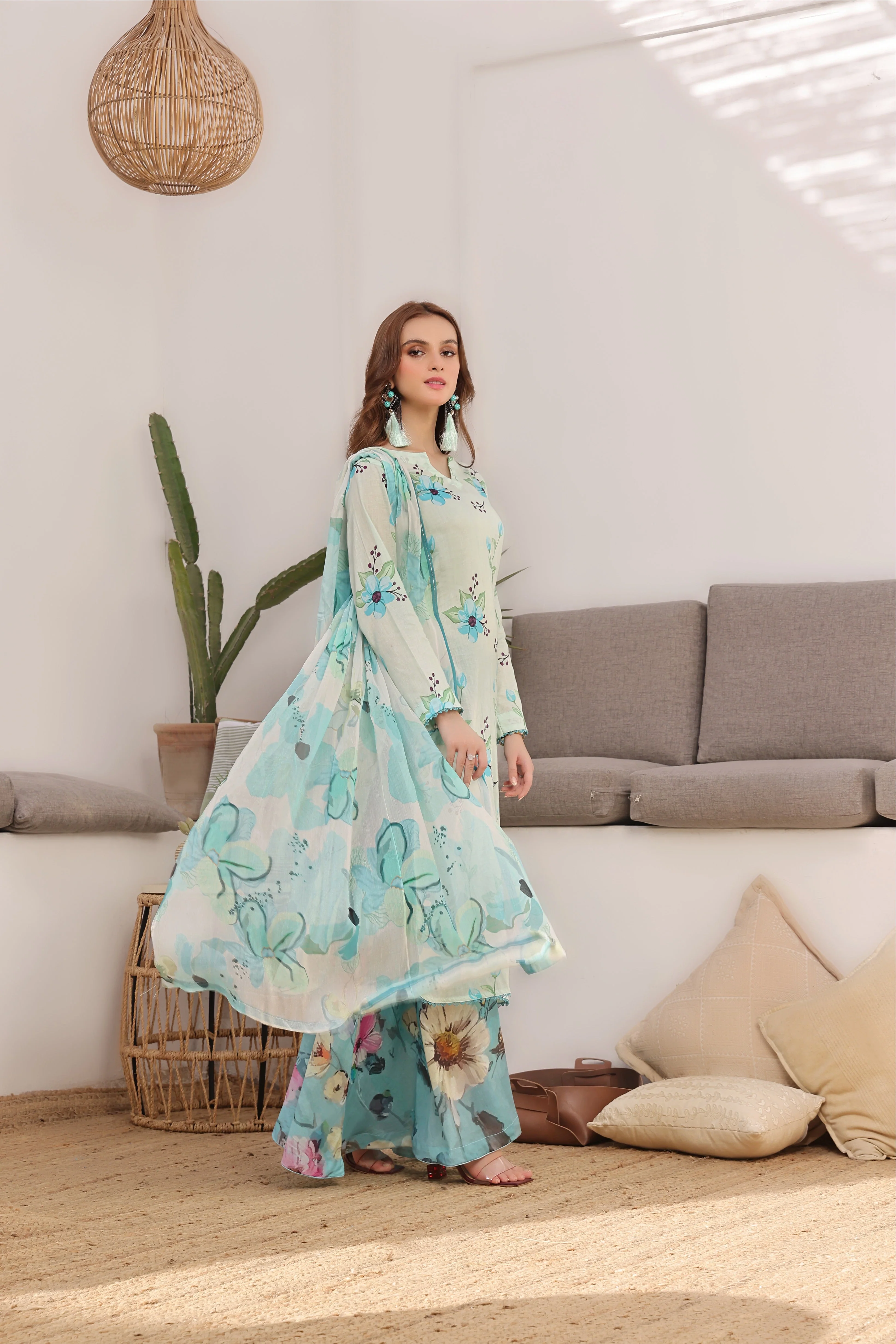Feathers Unstitched 3 Piece Digital Printed Lawn Summer Suit-GARCIA-FT405 - Image 3