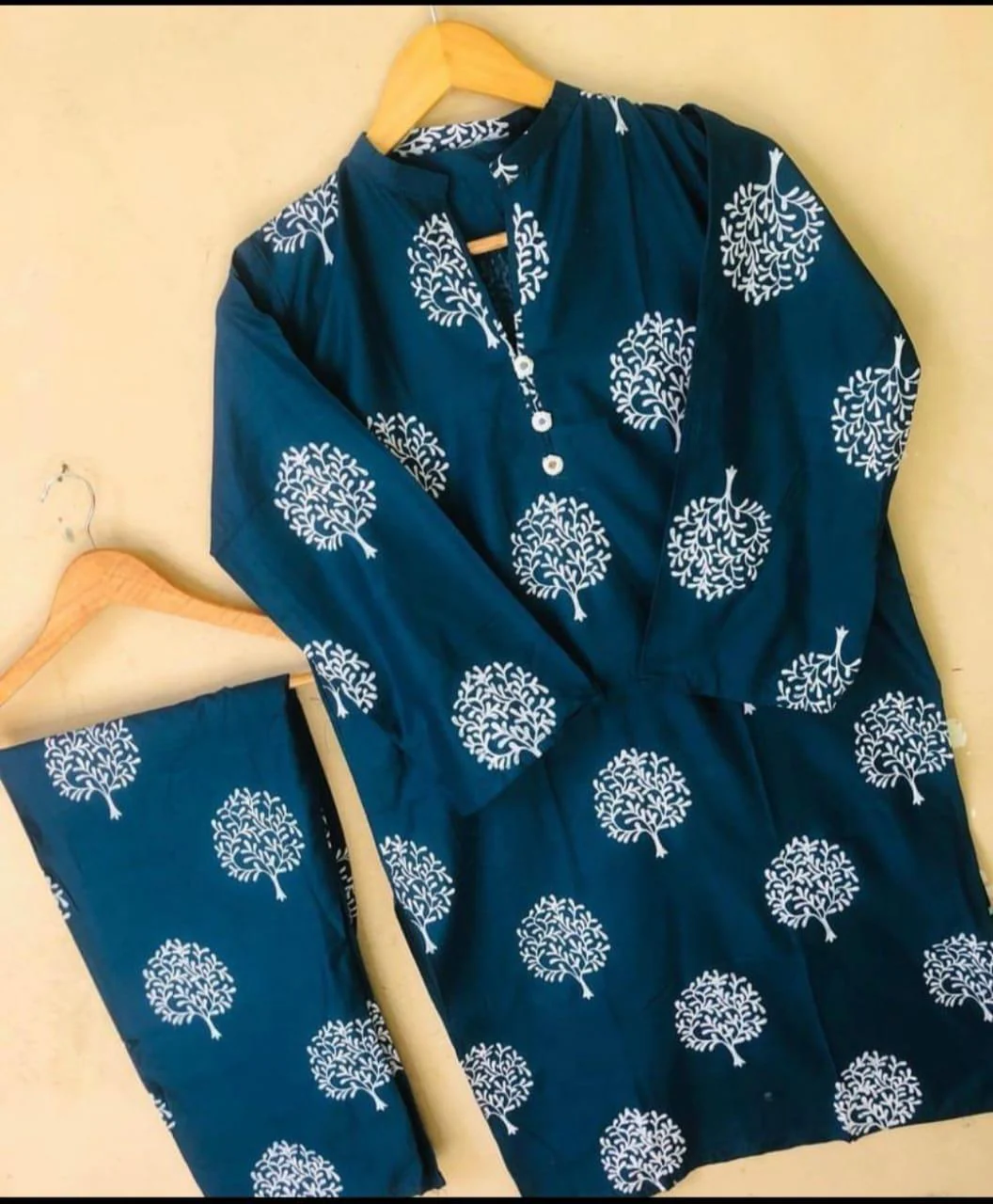 Zaib E Hoor Floral TREE Print 2pc Stitched - Image 17