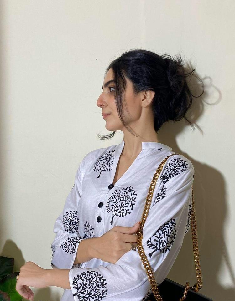 Zaib E Hoor Floral TREE Print 2pc Stitched - Image 9