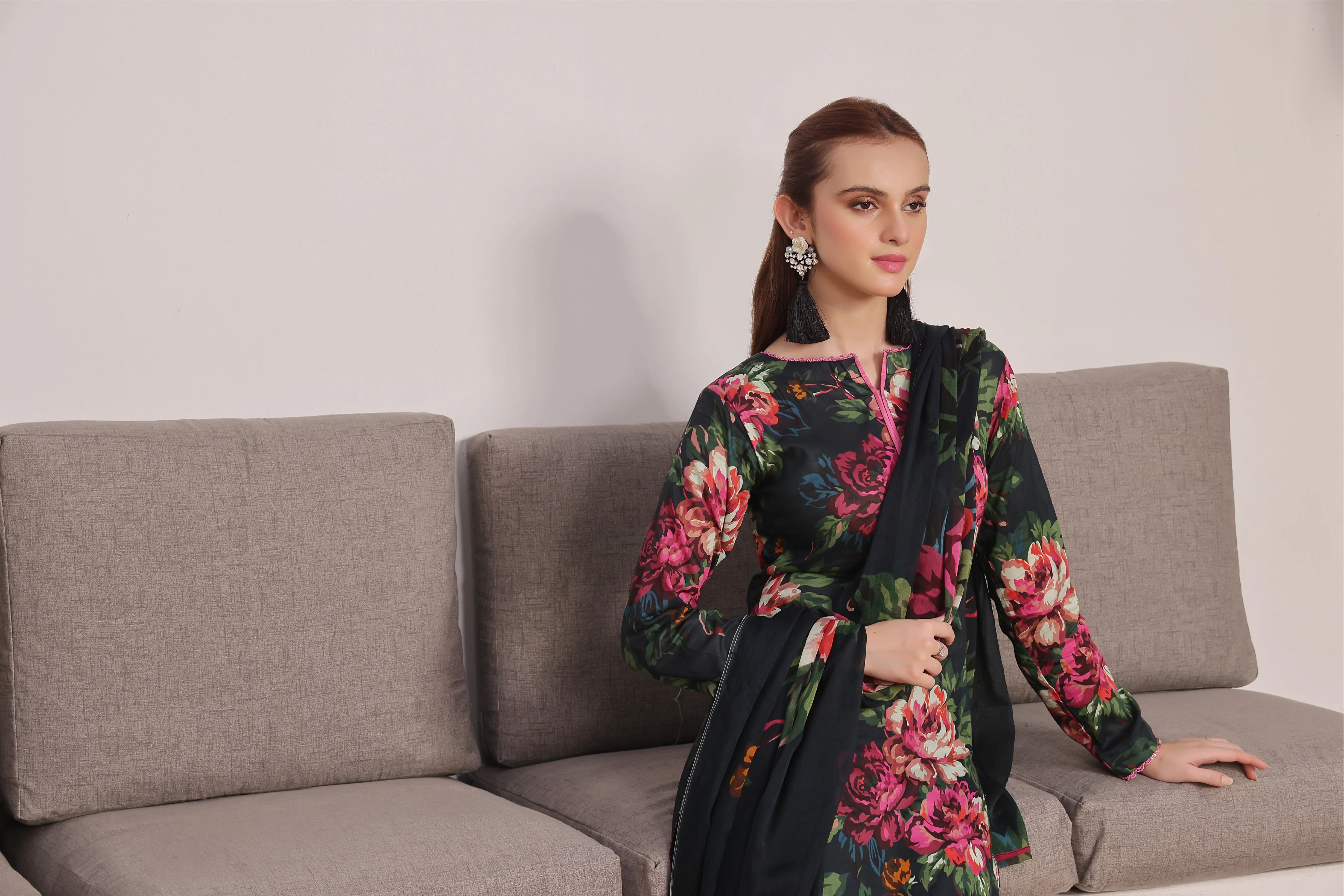 Feathers Unstitched 3 Piece Summer Collection-FLORES-FT415 - Image 4