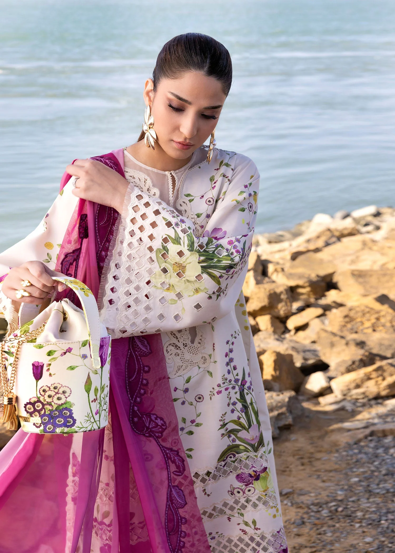 Flow by Crimson Unstitched 3 Piece Lawn Suit-D4 A - Image 2