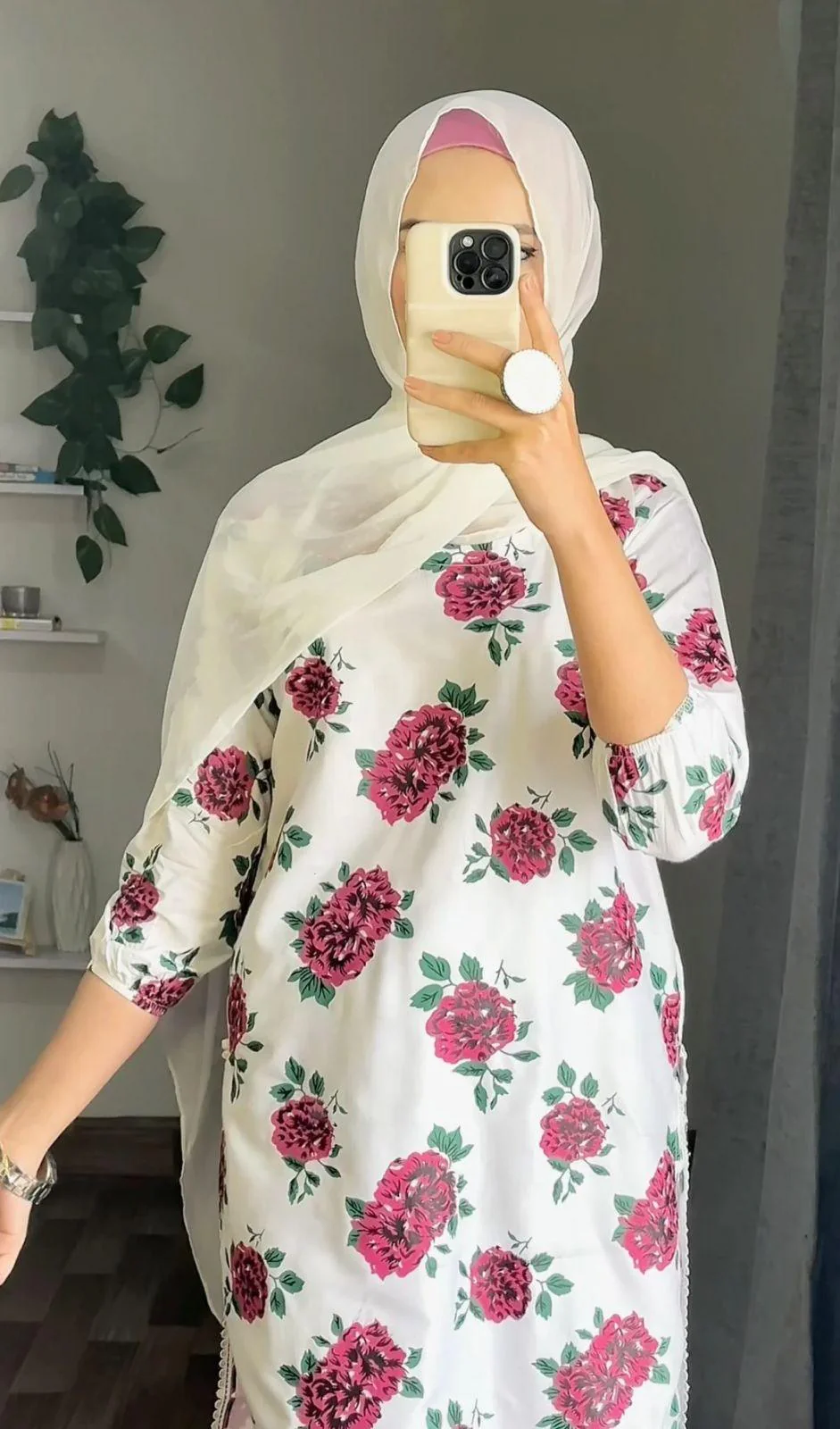 Zaib E Hoor Flower Print 2Pcs Stitched - Image 15
