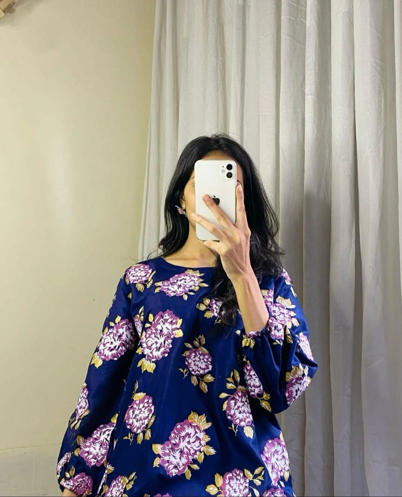 Zaib E Hoor Flower Print 2Pcs Stitched - Image 4