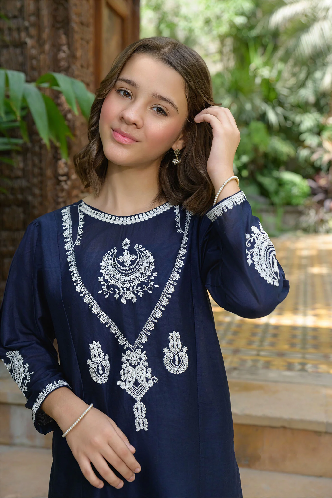 Fresh Bird Stitched 2 Piece Festive Kids Suit-Urwa - Image 6