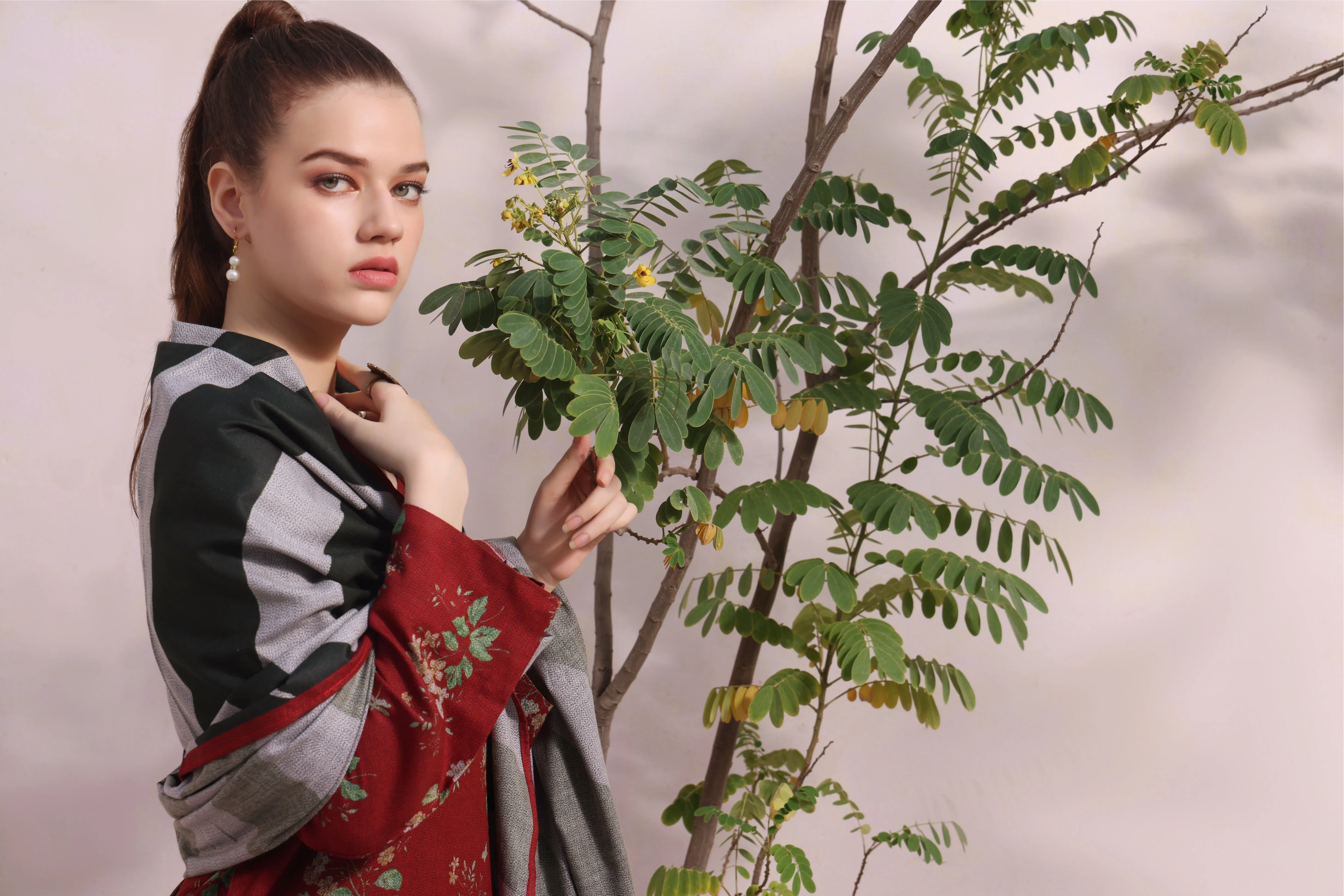 Feathers Unstitched 3 Piece Winter Collection-GLEAMING RUBY-FT295 - Image 3
