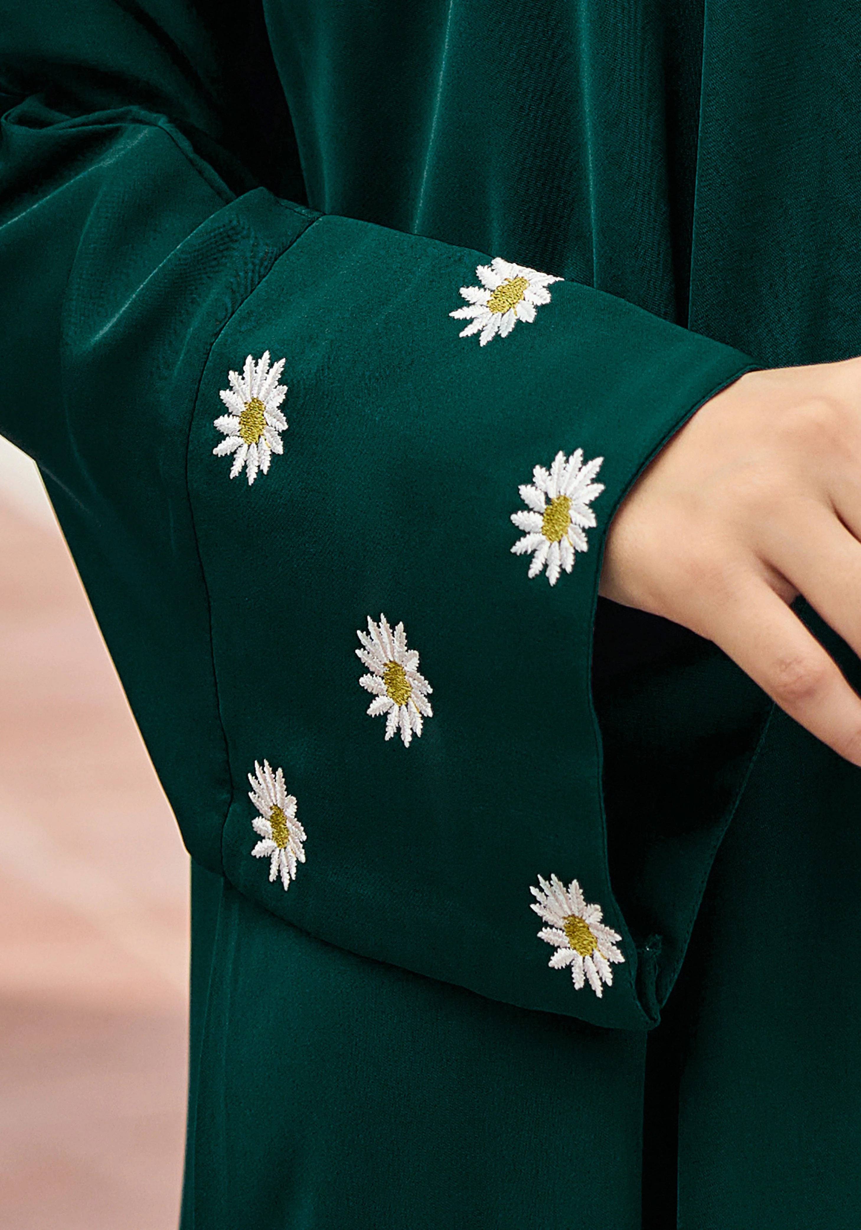 Abaya.Pk Green Floral Embroidery Abaya | Velora - Image 5