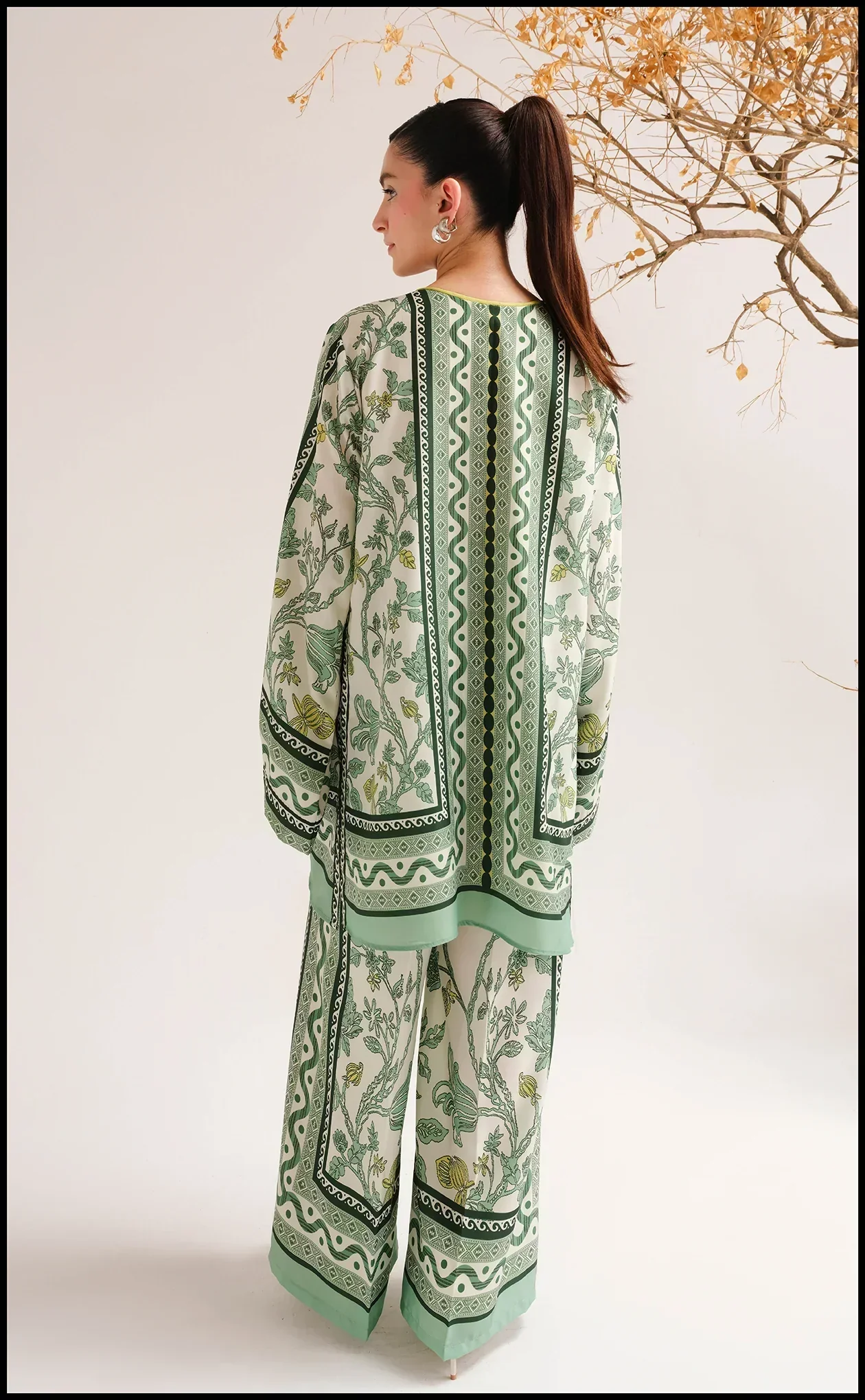 Zaib E Hoor Olive Aura 2Pc Stitched Suit - Image 3