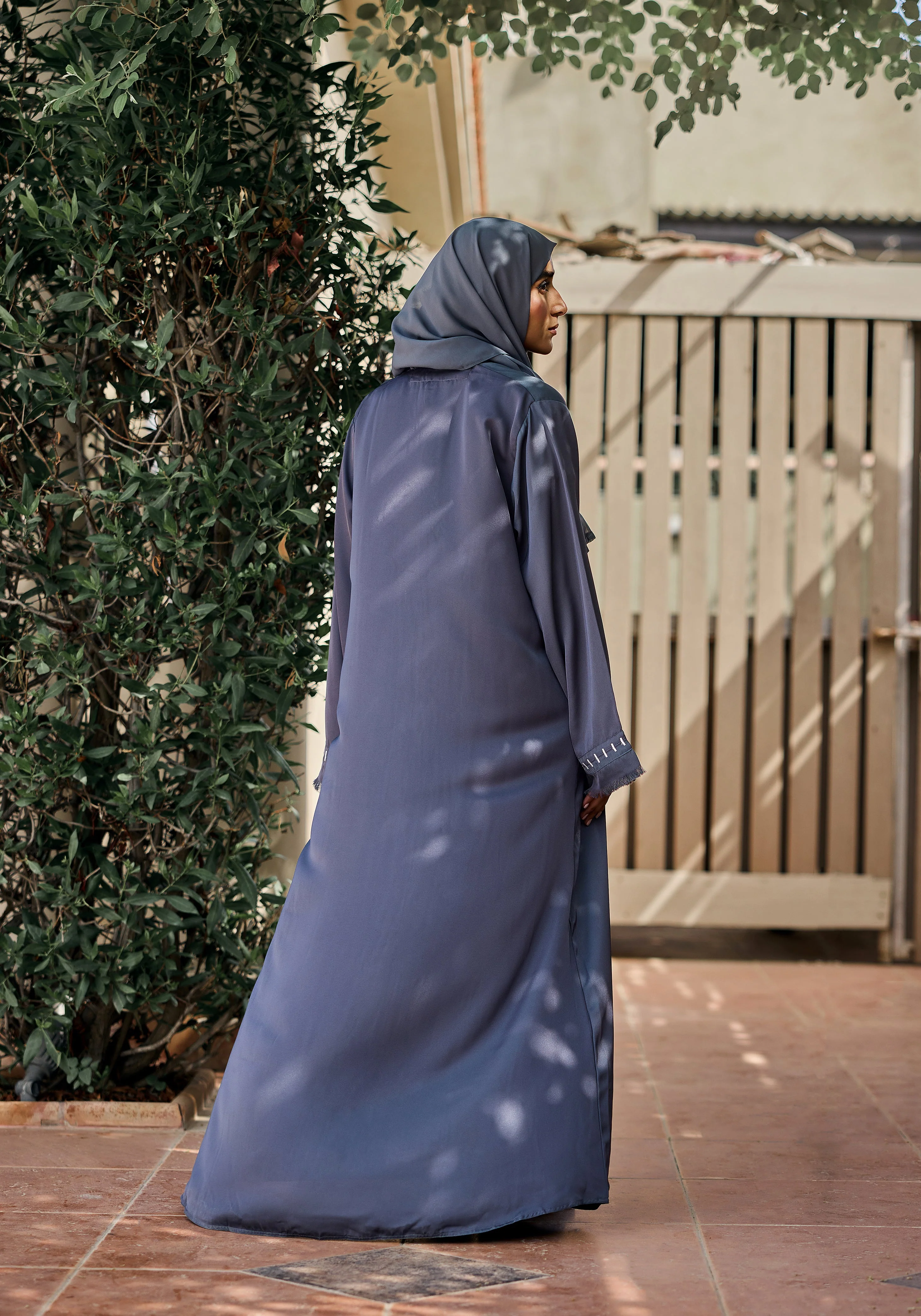 Abaya.Pk Grey Batek Abaya | Velora - Image 5