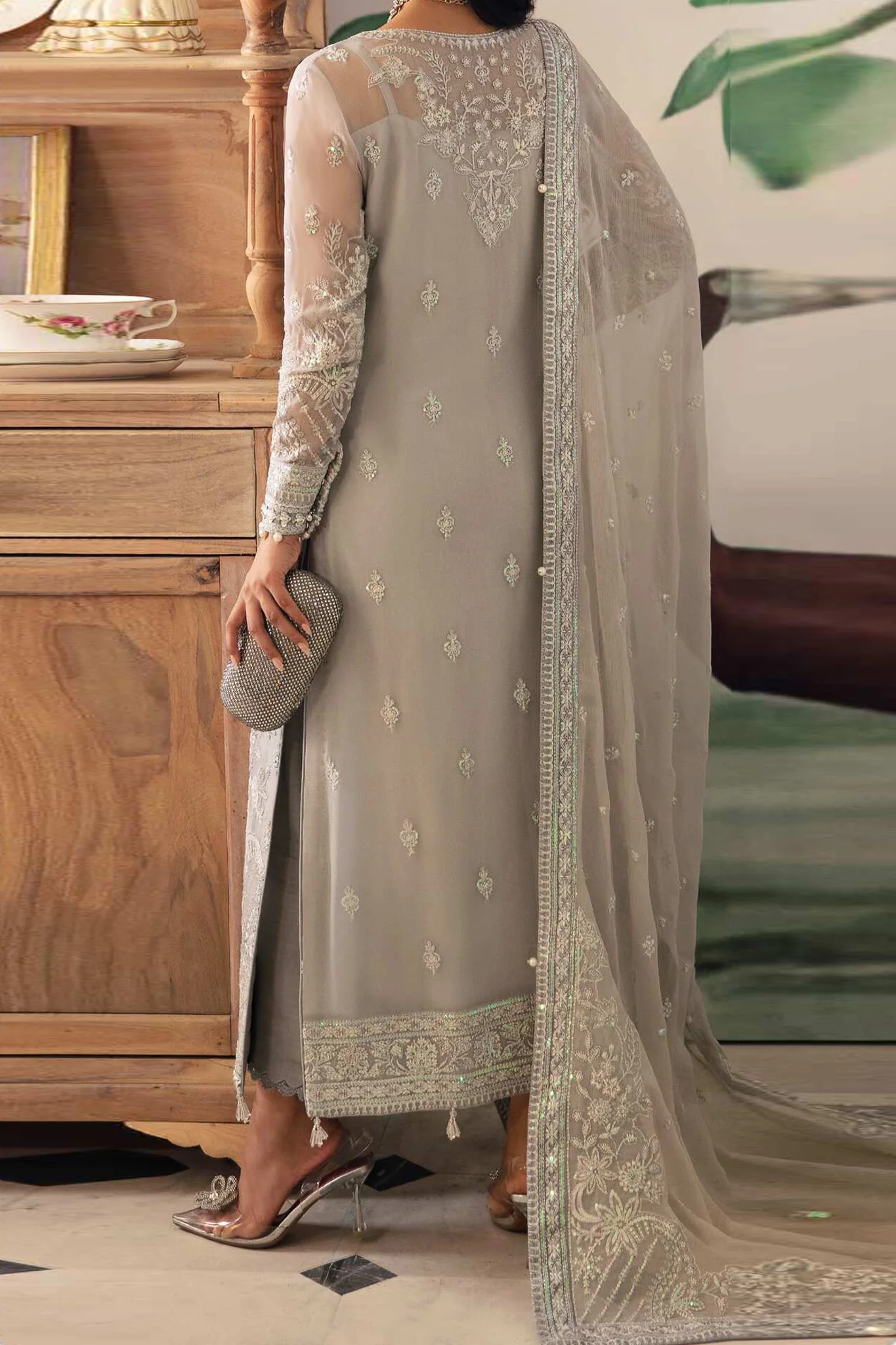 Gulaal Unstitched 3 Piece Luxury Formals Chiffon Suit-08-Aubrey - Image 3
