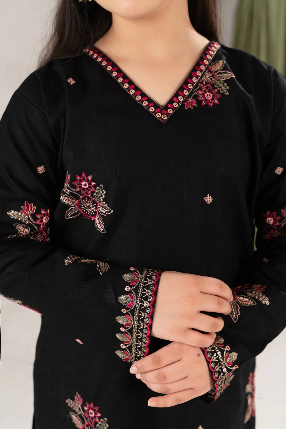 Khayat Stitched Co Ords Cambric Winter Kids Suit-Gulalai - Winter - Image 3
